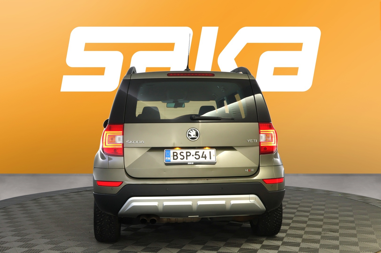 SKODA Yeti 2015