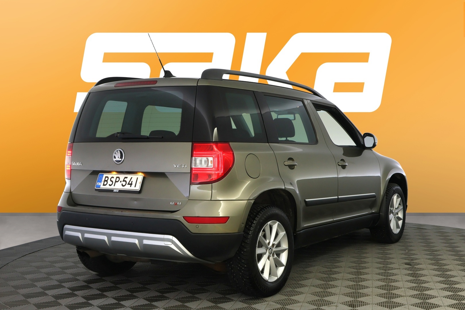 SKODA Yeti 2015
