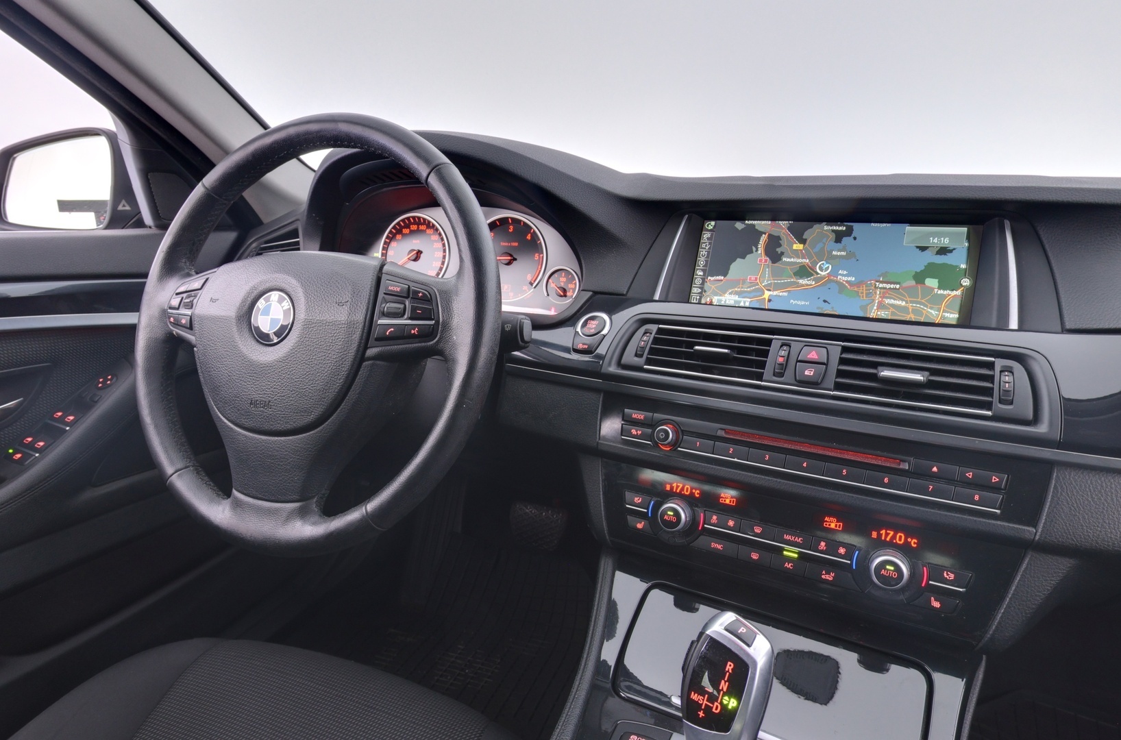 BMW 520 2014
