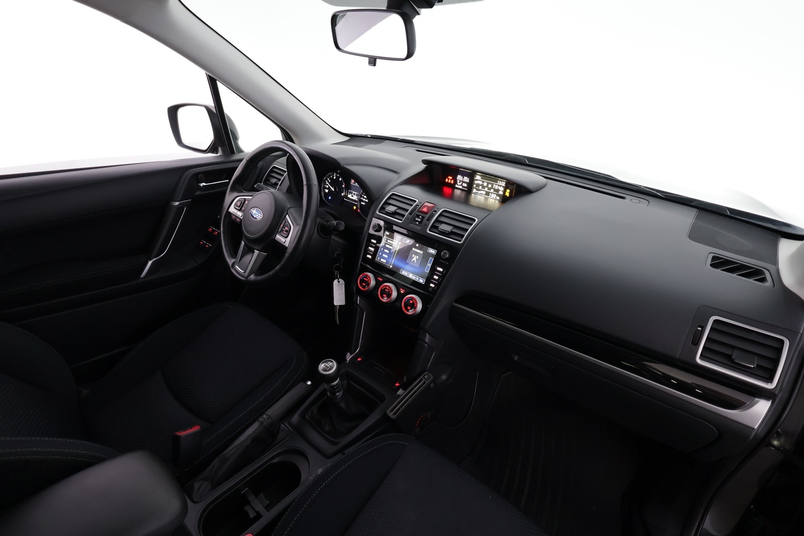 SUBARU Forester 2017