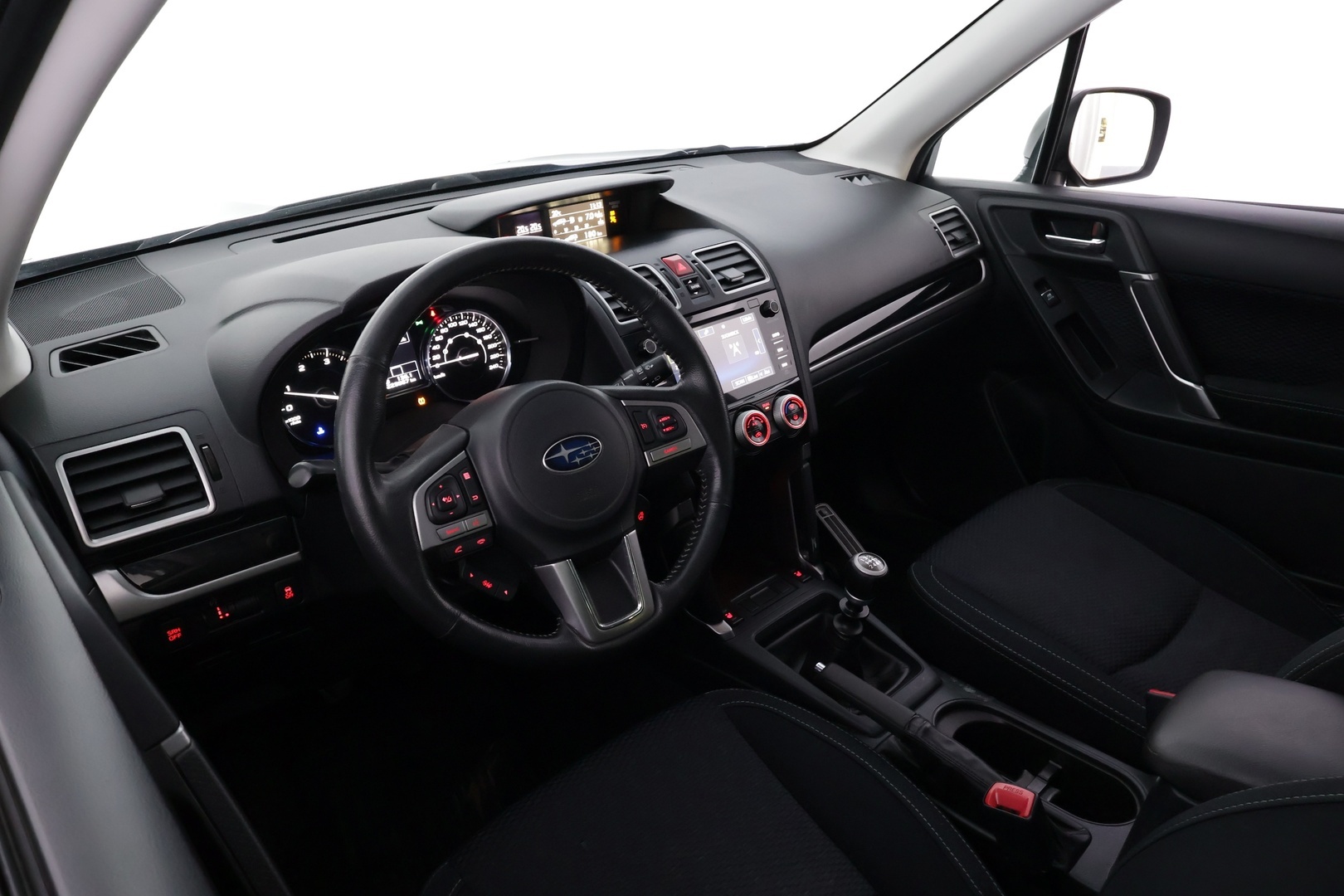 SUBARU Forester 2017