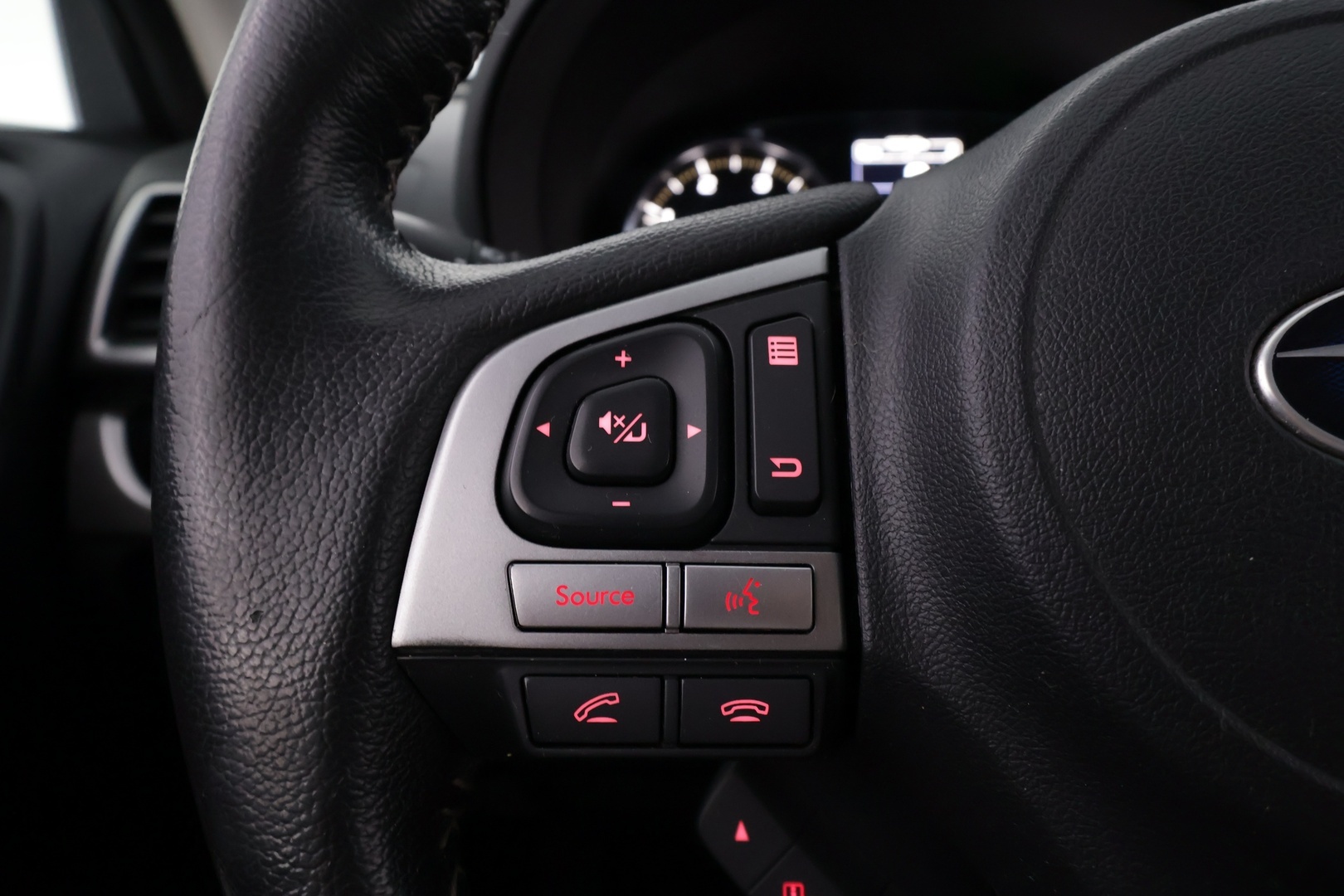 SUBARU Forester 2017