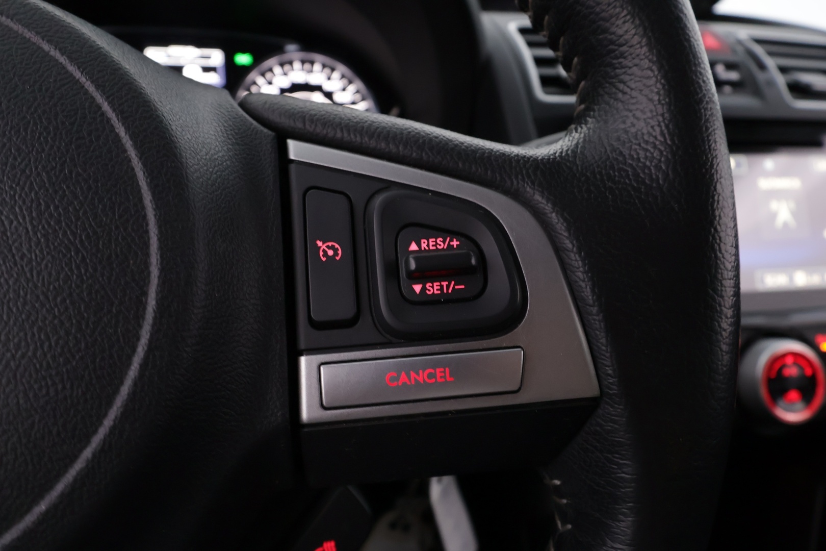 SUBARU Forester 2017