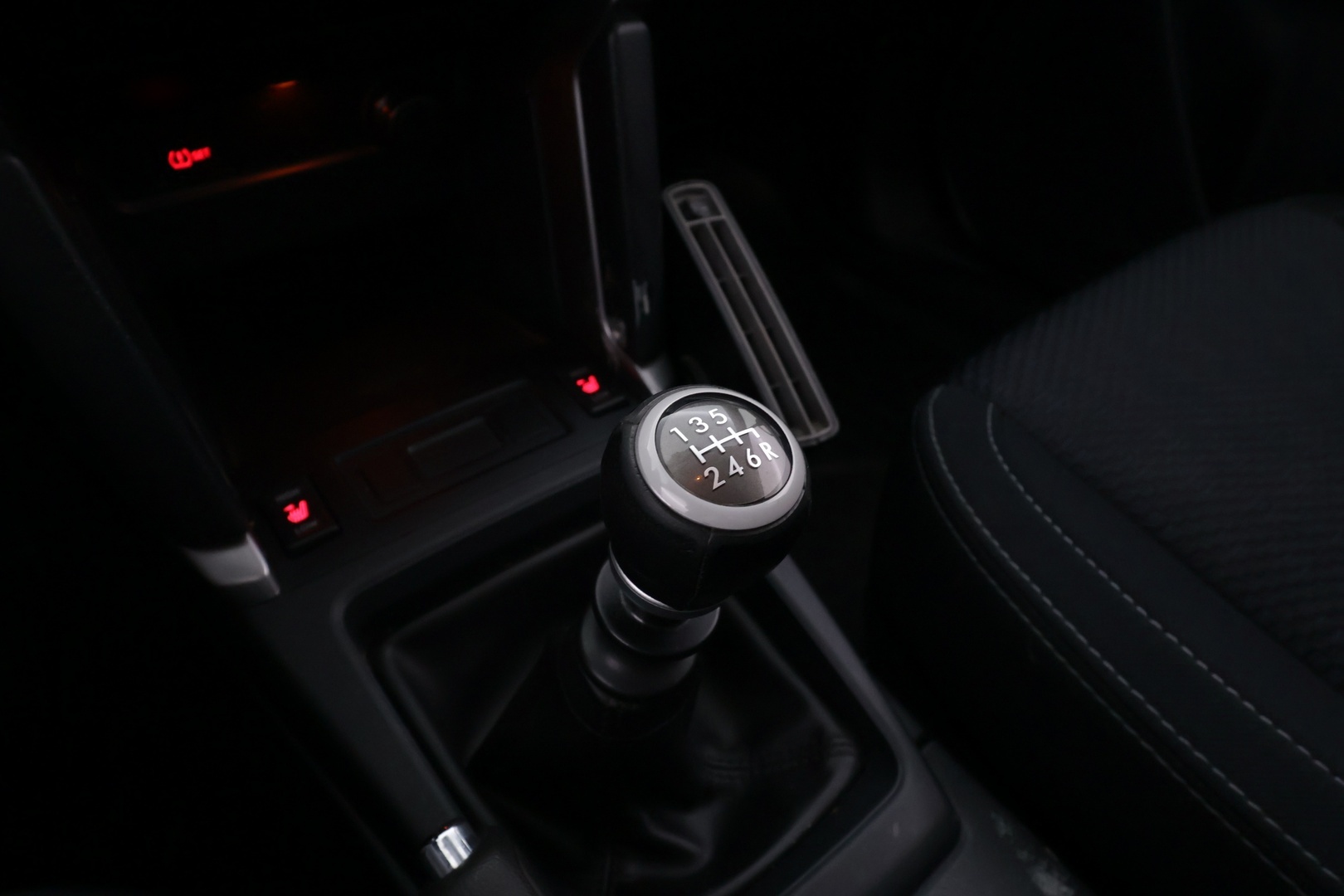 SUBARU Forester 2017