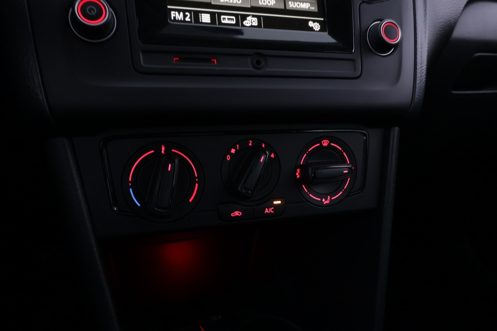 VOLKSWAGEN Polo 2017