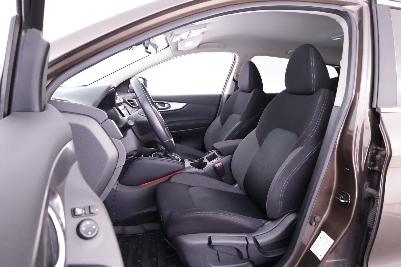 NISSAN Qashqai 2018
