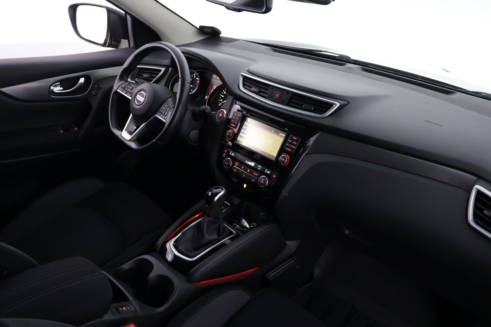 NISSAN Qashqai 2018