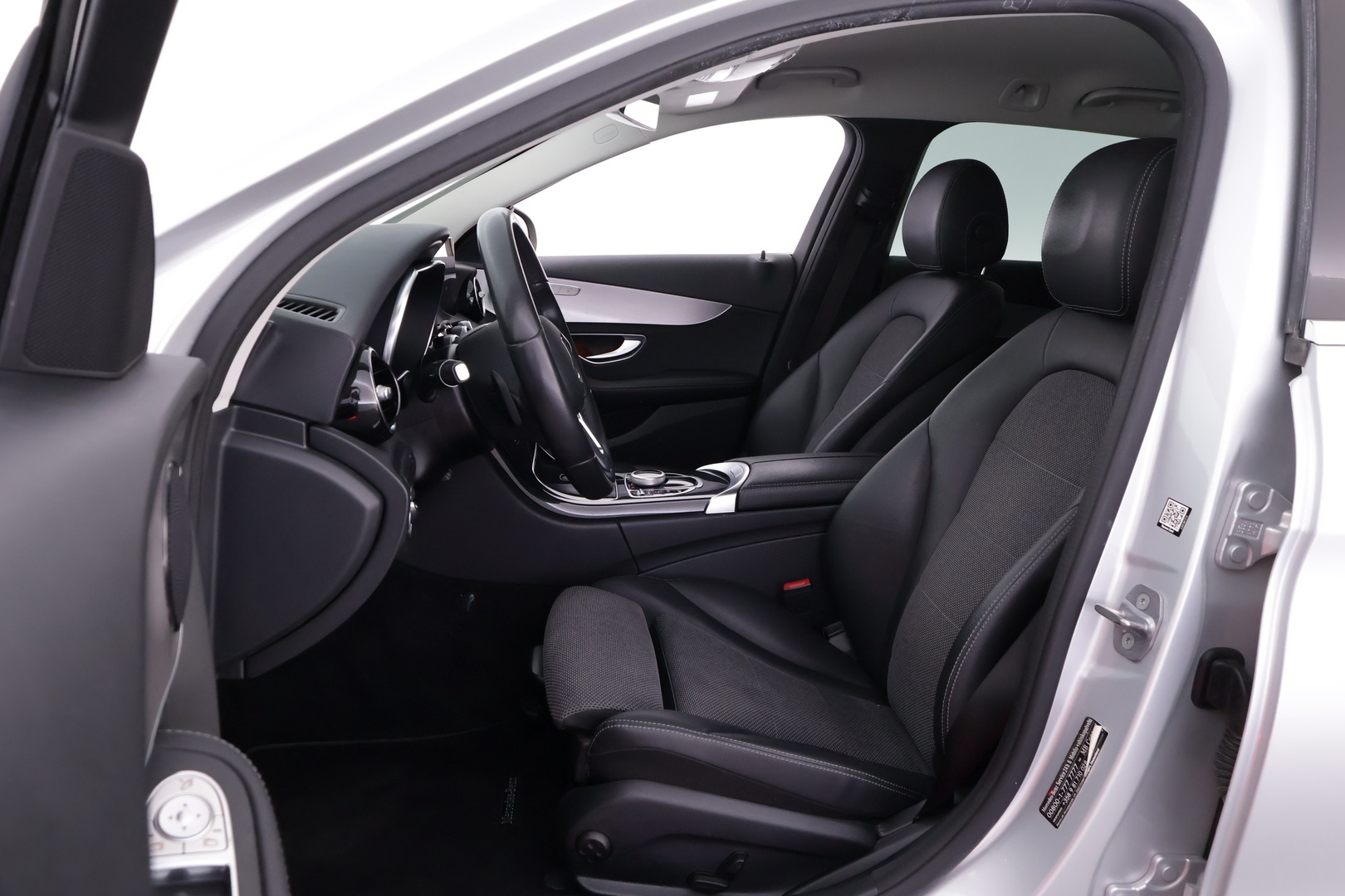 MERCEDES-BENZ C 2019