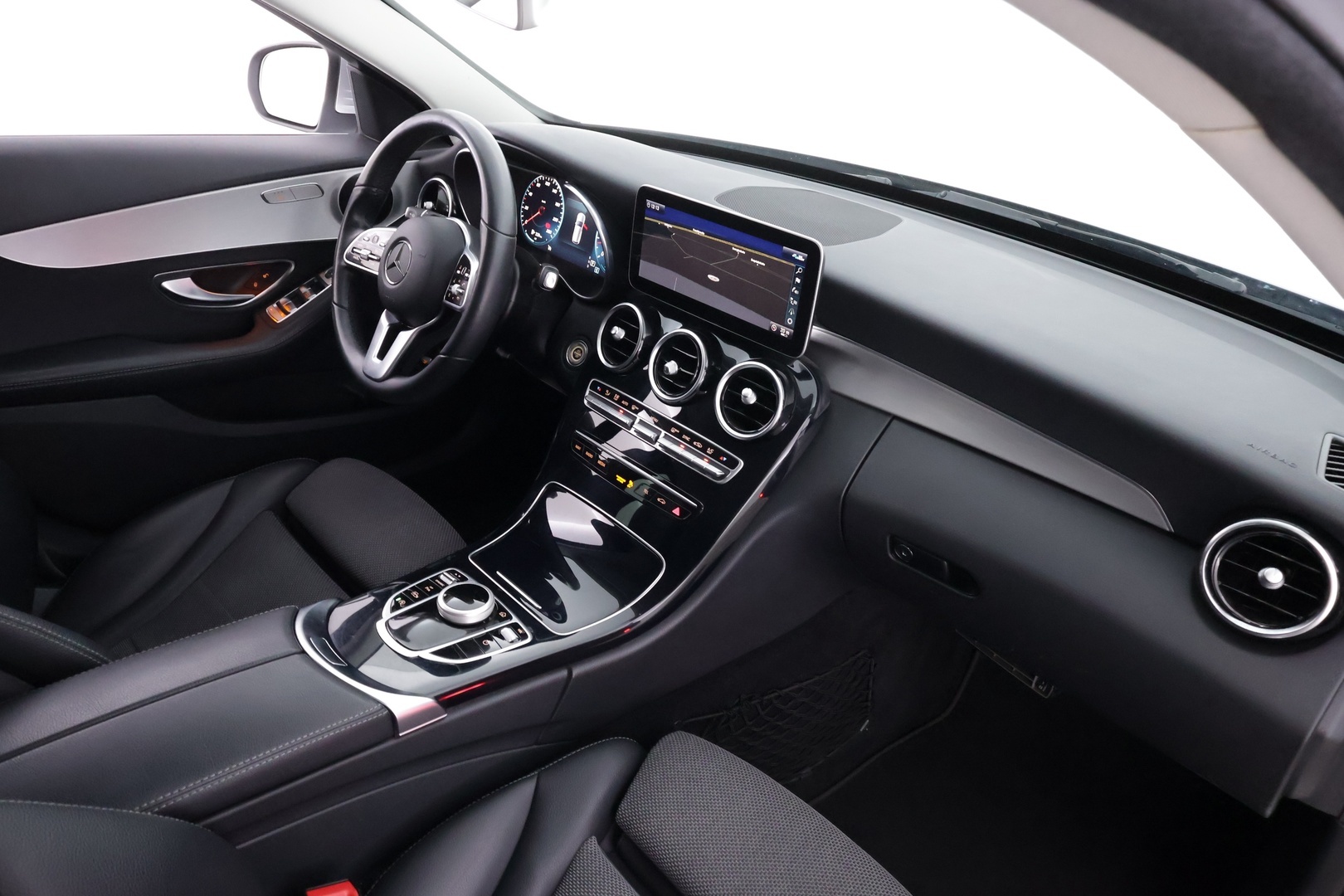 MERCEDES-BENZ C 2019