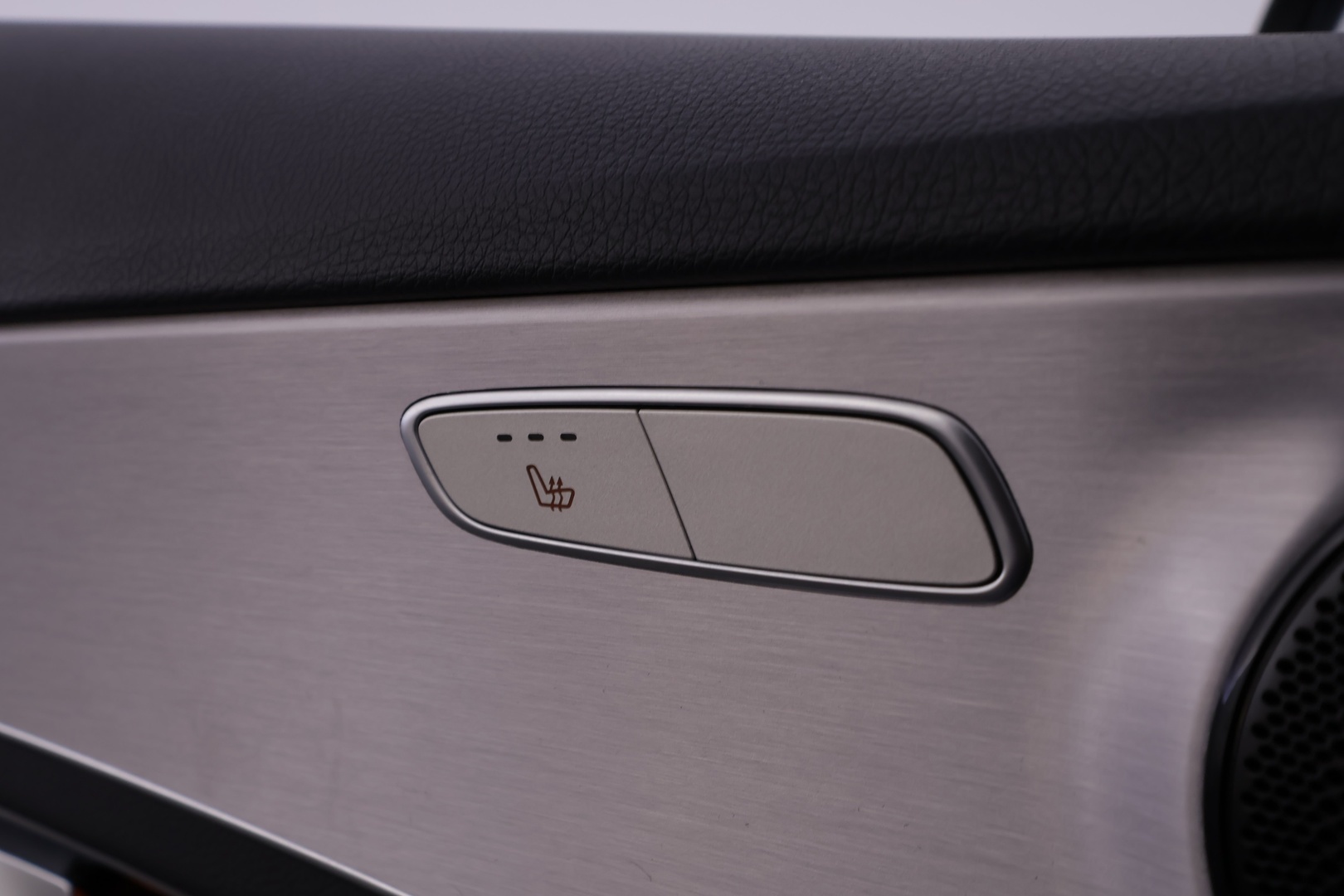 MERCEDES-BENZ C 2019