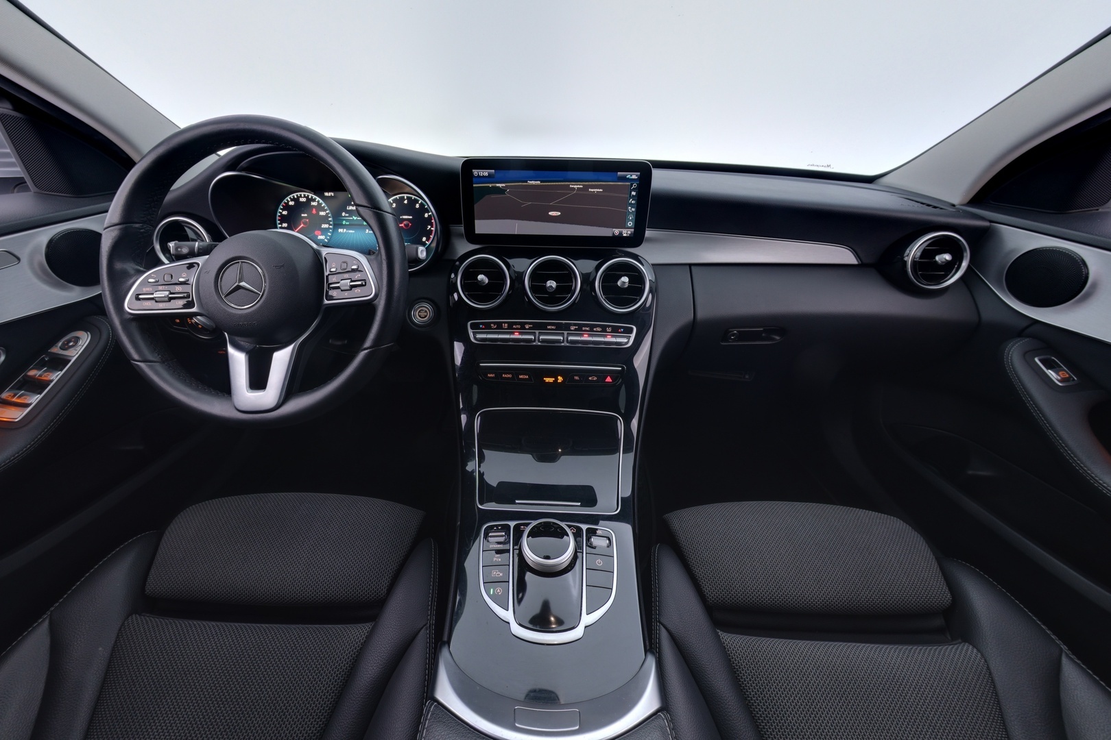 MERCEDES-BENZ C 2019