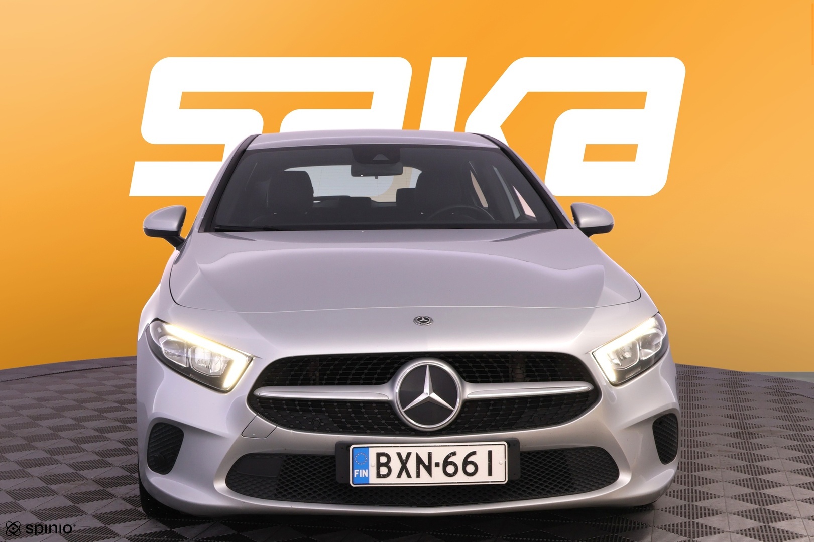 MERCEDES-BENZ A 2019