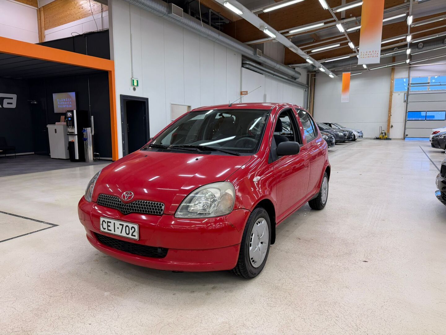 TOYOTA Yaris 2000