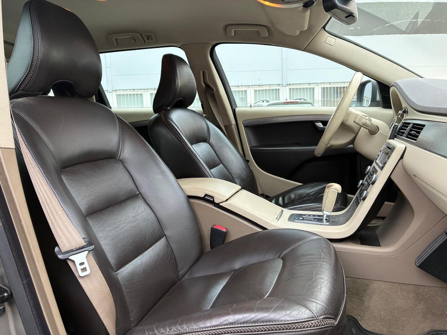 VOLVO XC70 2008