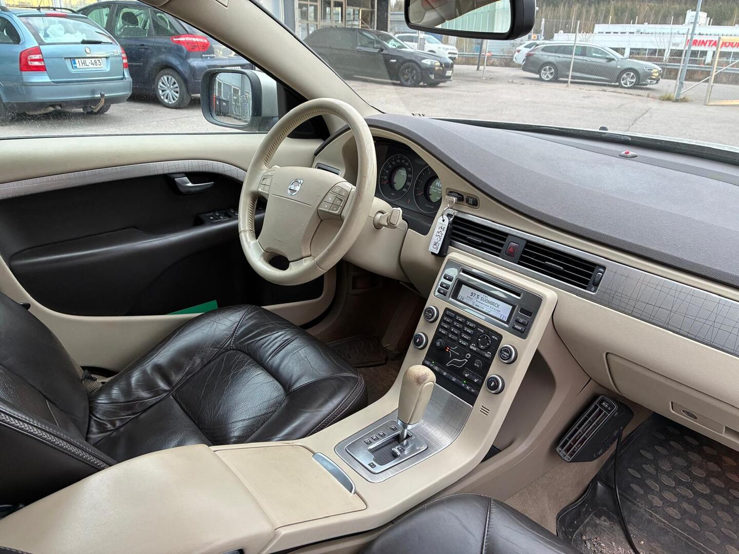 VOLVO XC70 2008