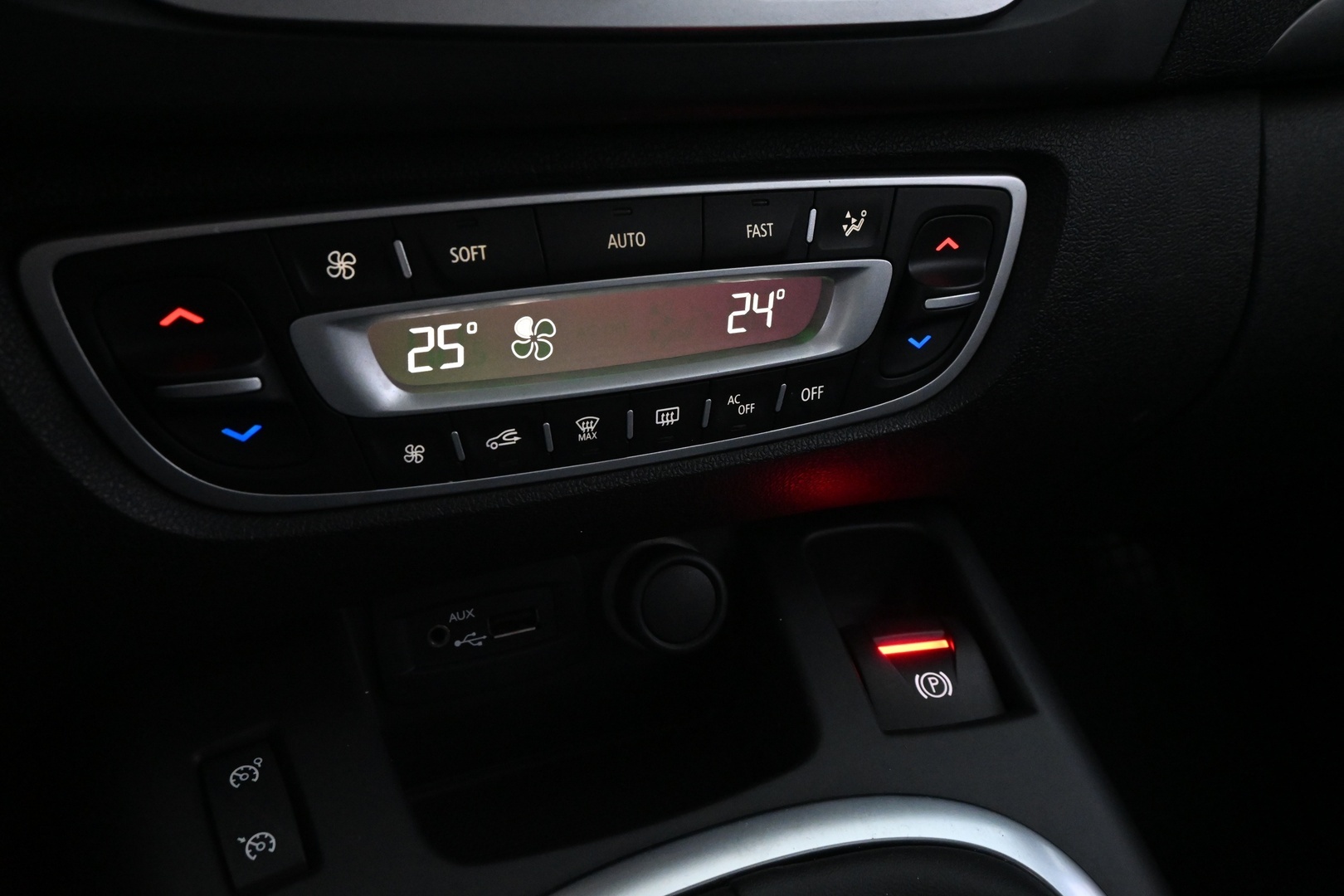 RENAULT Grand Scenic 2011