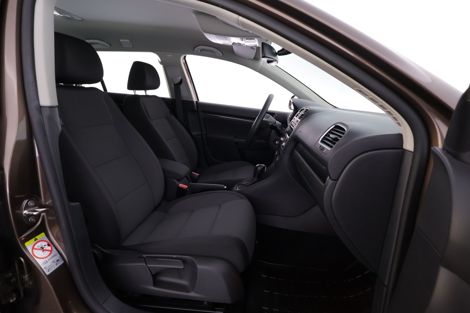 VOLKSWAGEN Golf 2012