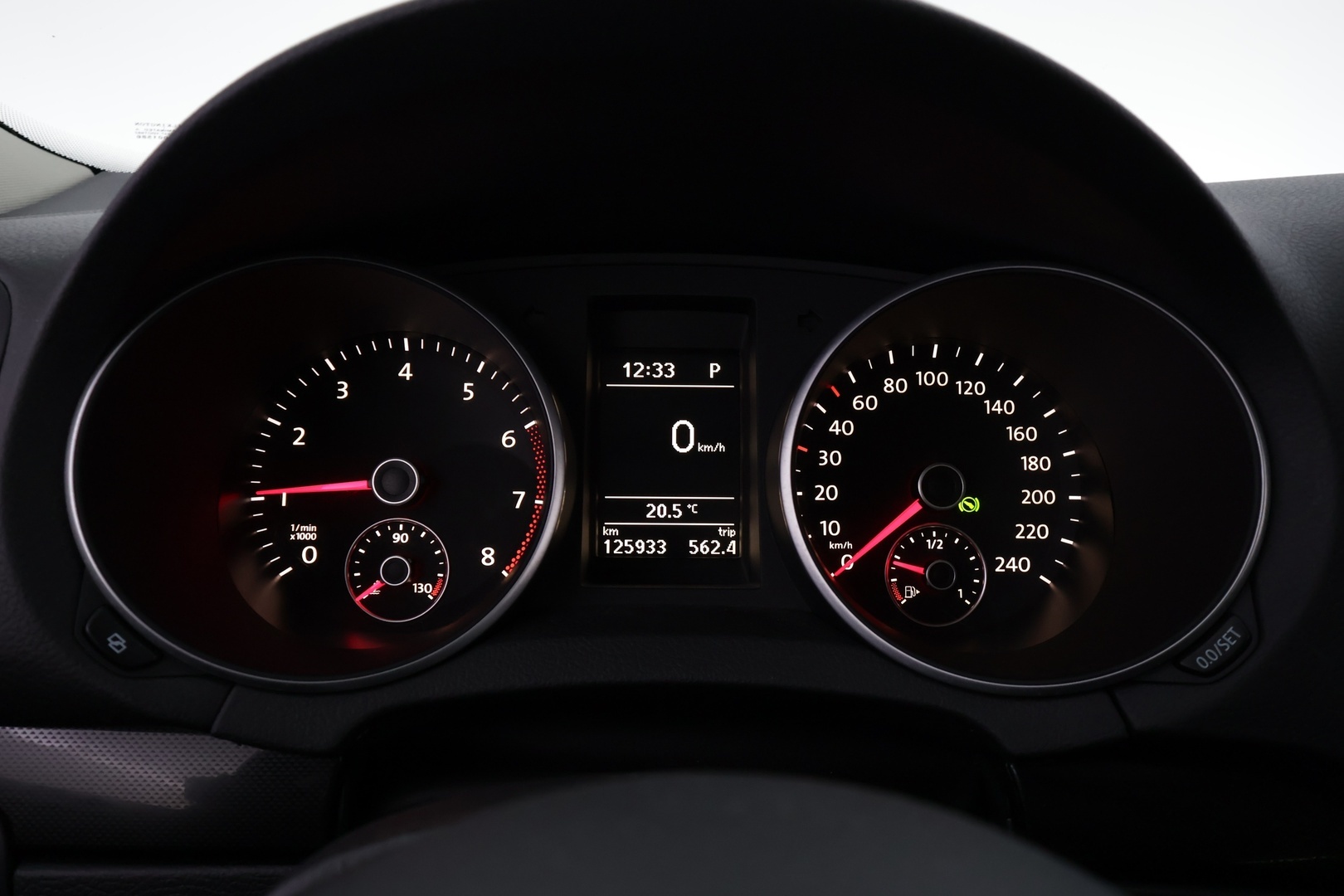 VOLKSWAGEN Golf 2012