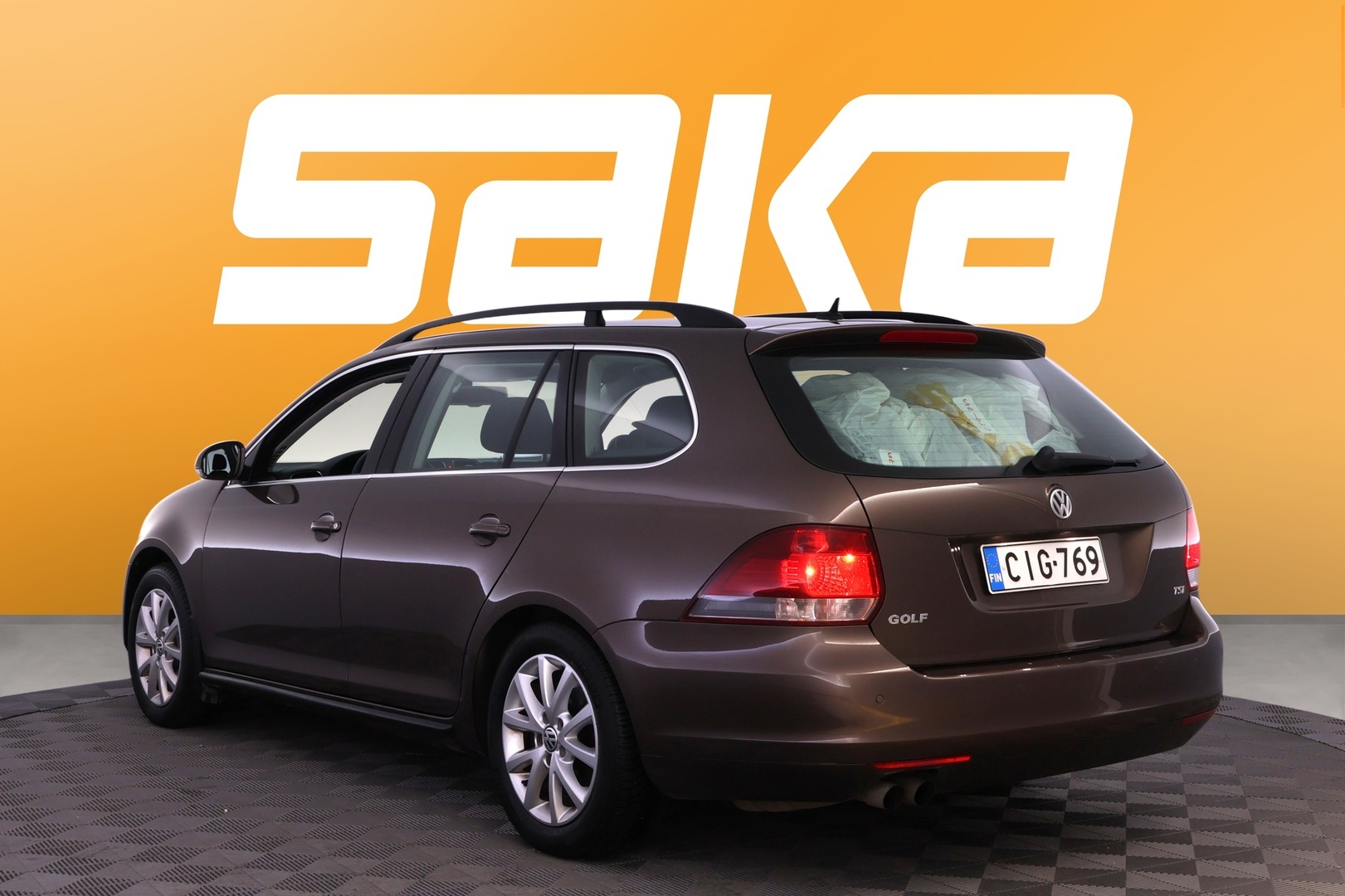 VOLKSWAGEN Golf 2012