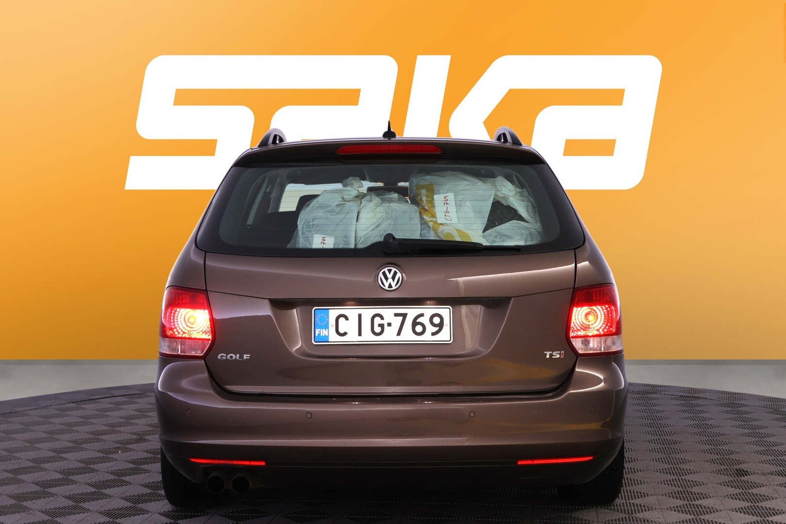 VOLKSWAGEN Golf 2012