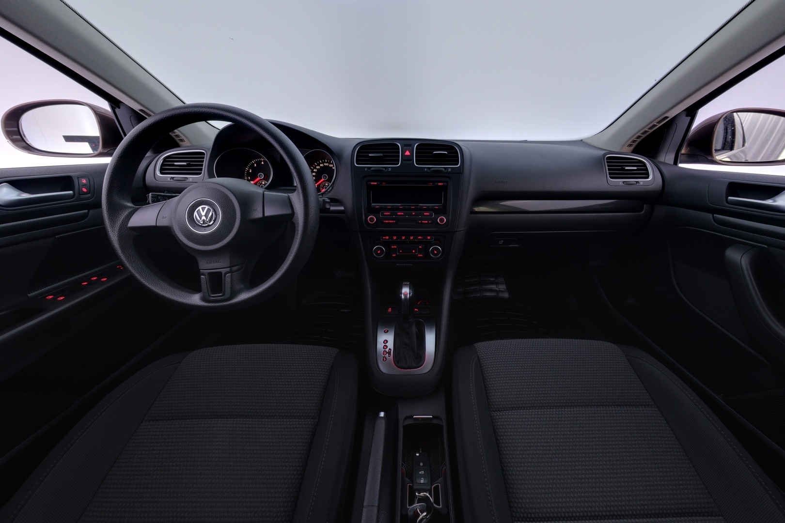 VOLKSWAGEN Golf 2012