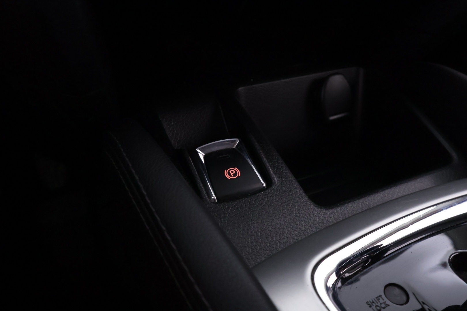 NISSAN Qashqai 2016