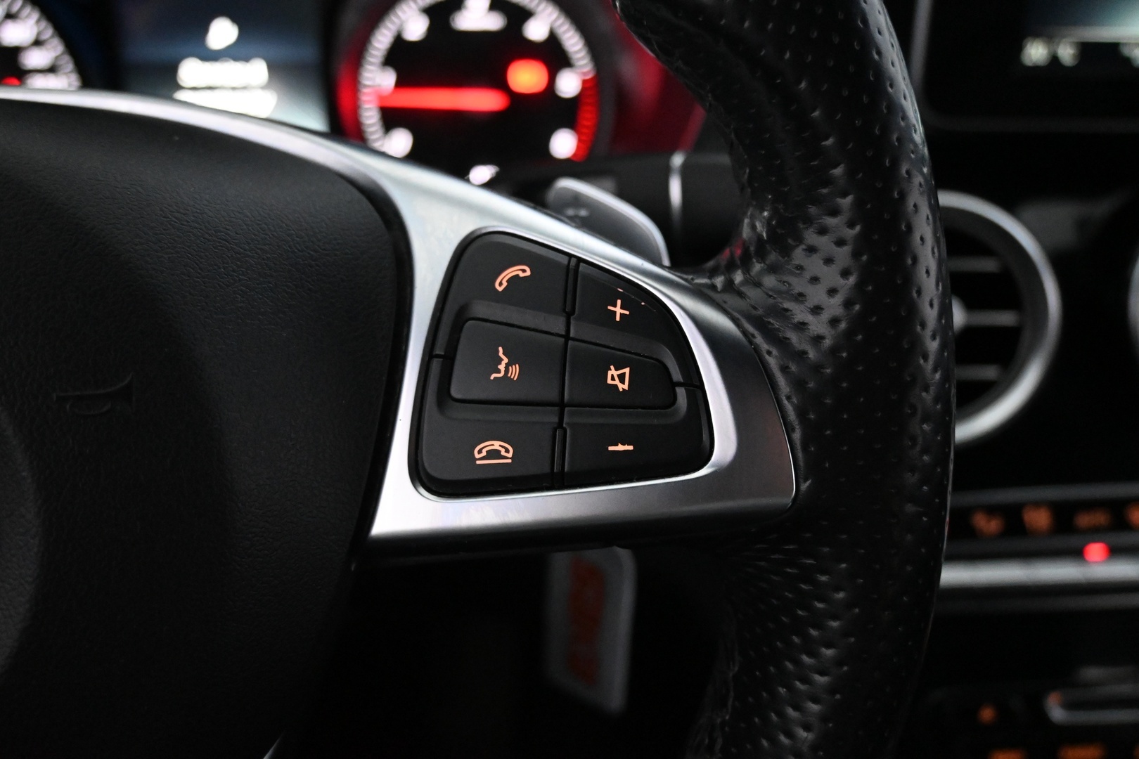 MERCEDES-BENZ C 2015