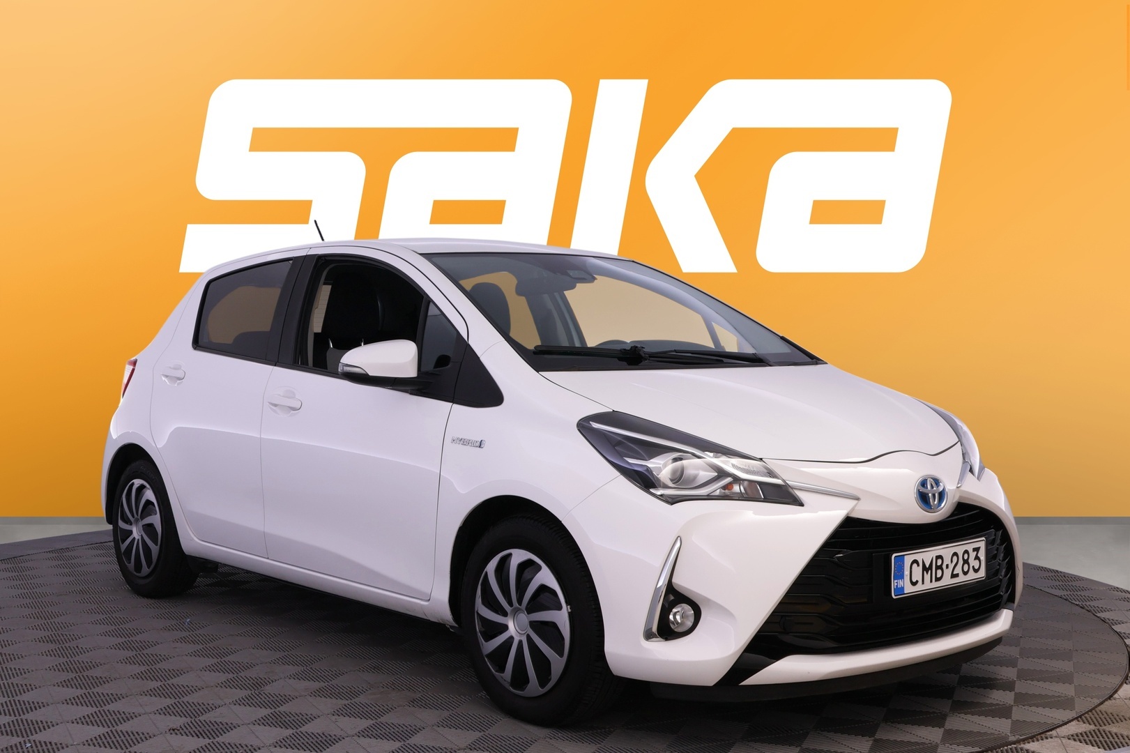 TOYOTA Yaris 2019