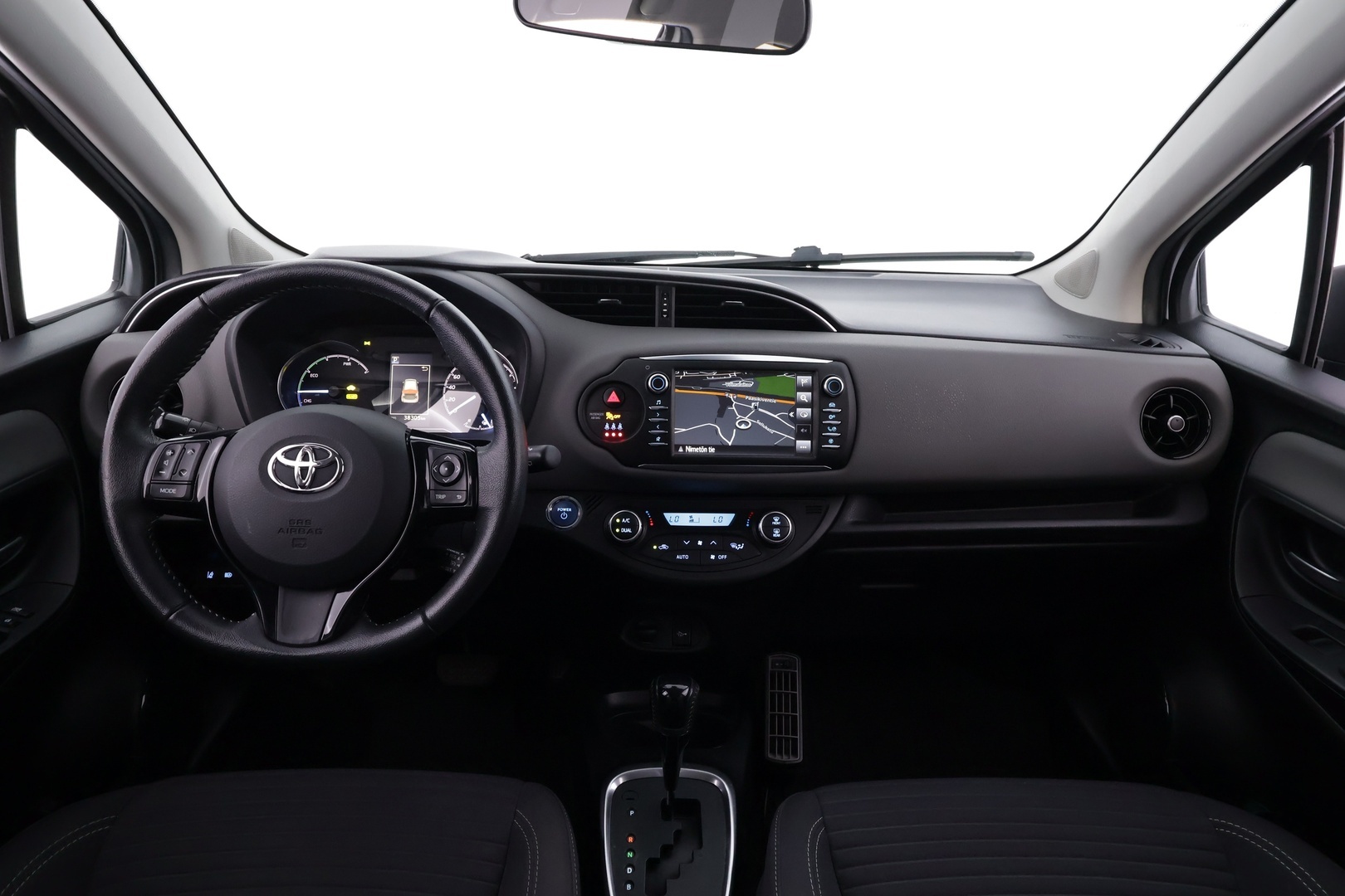 TOYOTA Yaris 2019