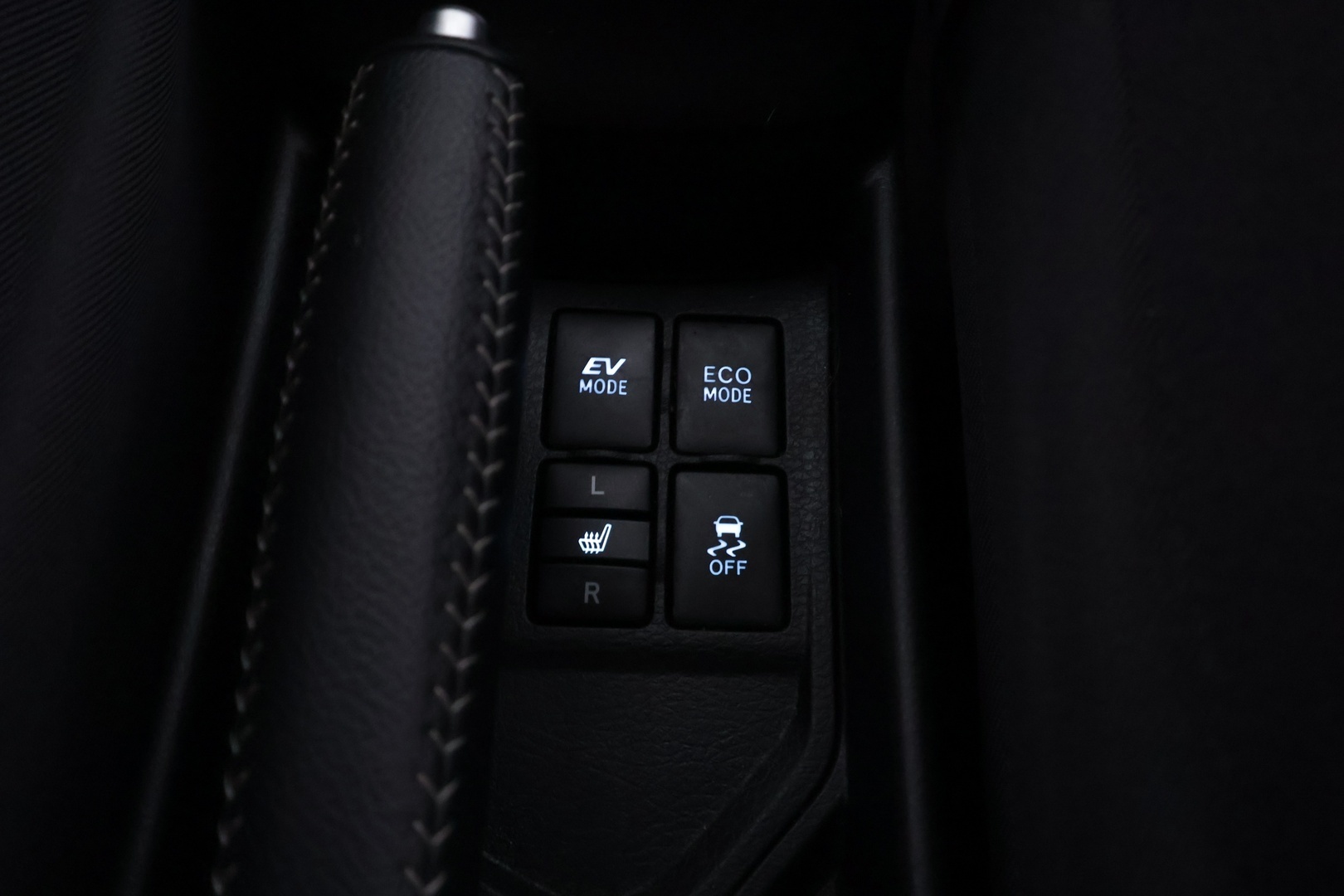 TOYOTA Yaris 2019