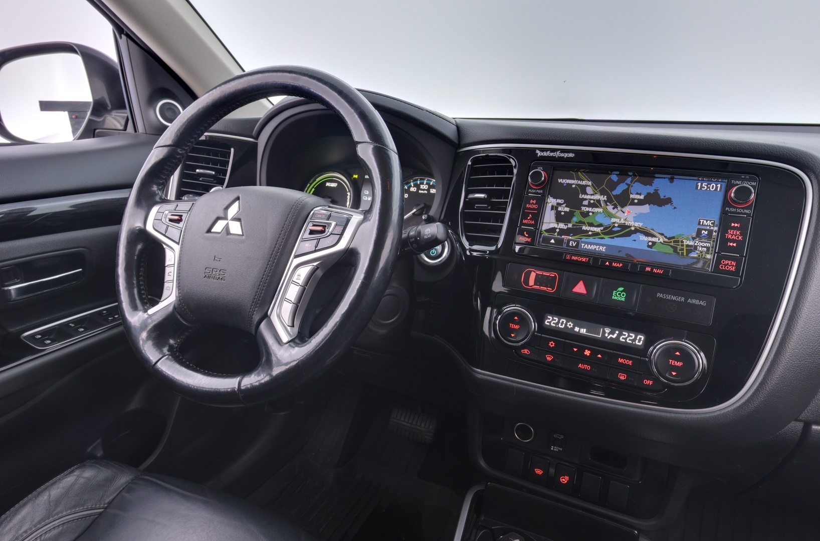 MITSUBISHI Outlander PHEV 2016