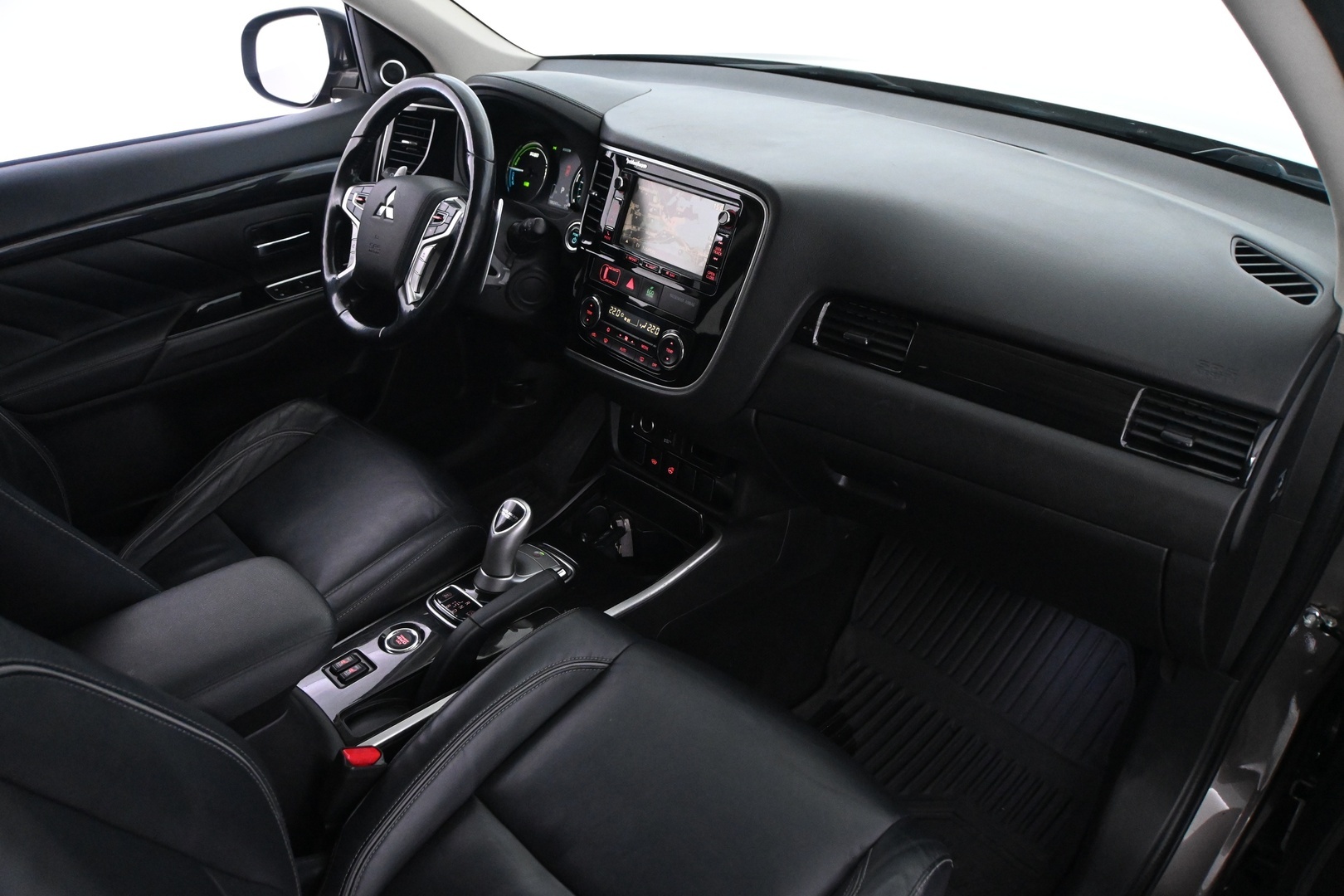 MITSUBISHI Outlander PHEV 2016