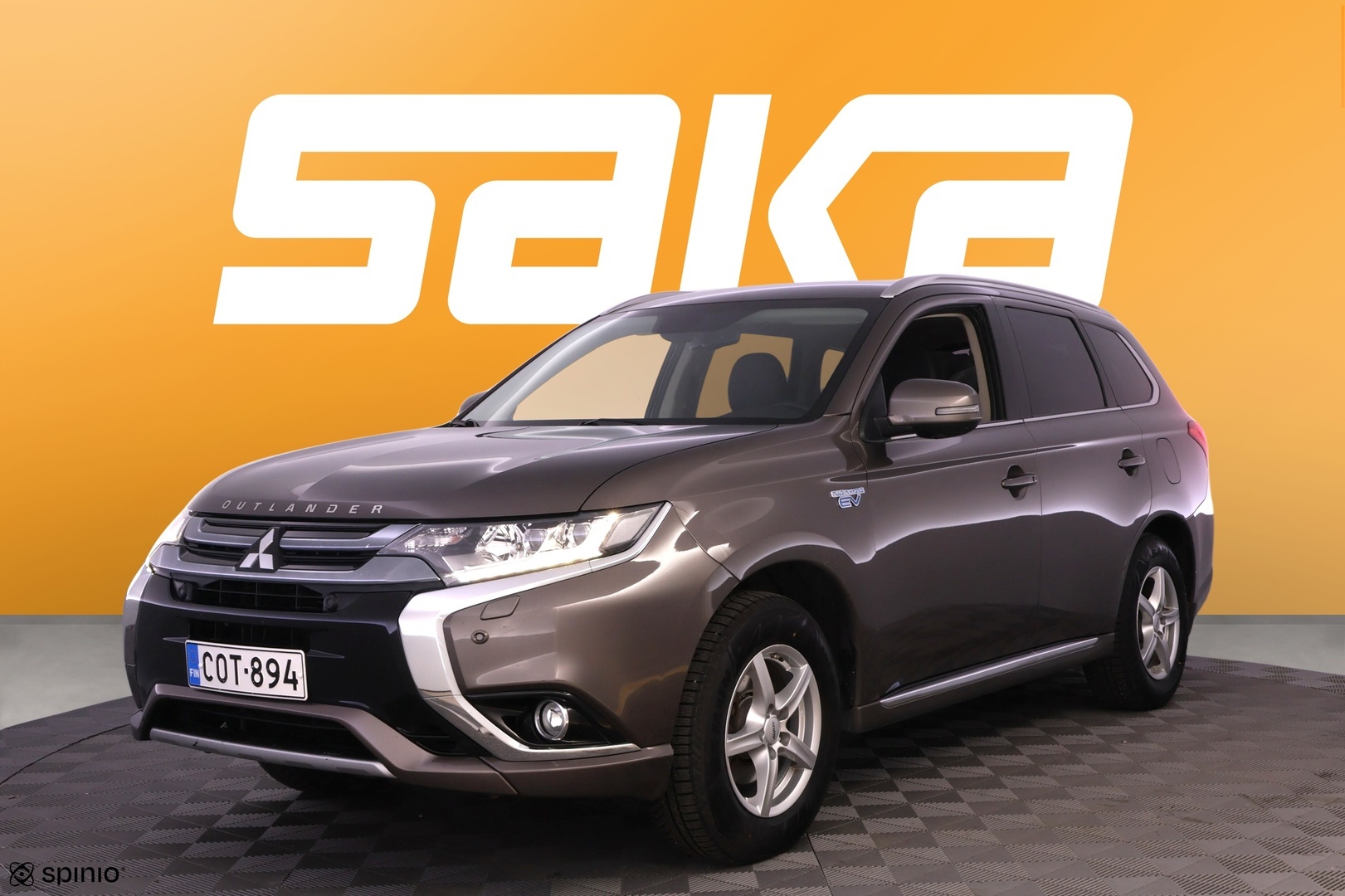 MITSUBISHI Outlander PHEV 2016