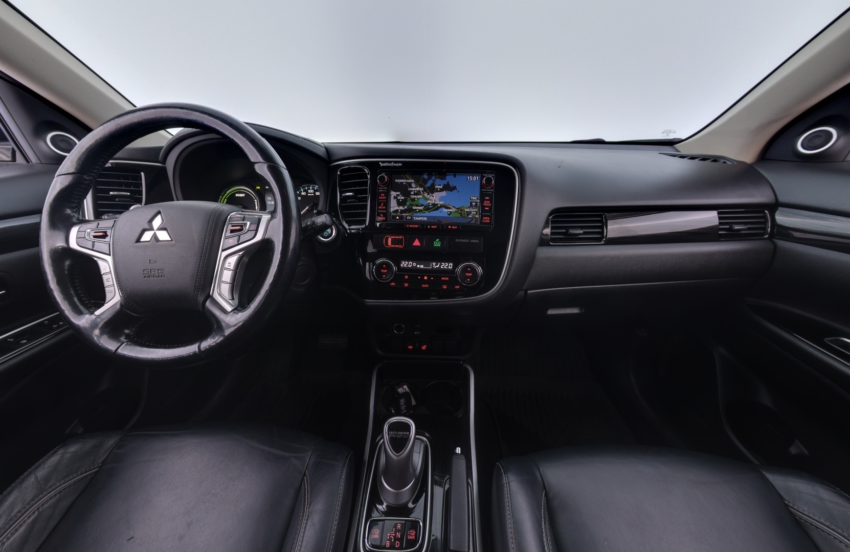 MITSUBISHI Outlander PHEV 2016