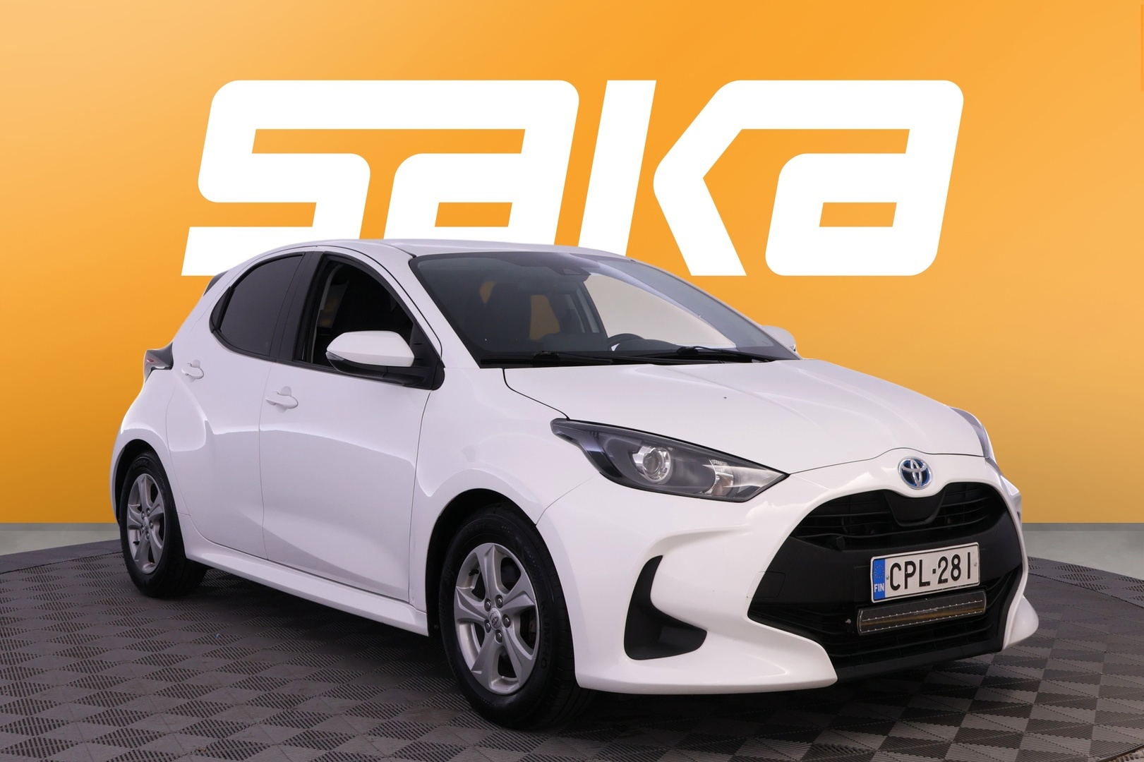 TOYOTA Yaris 2021
