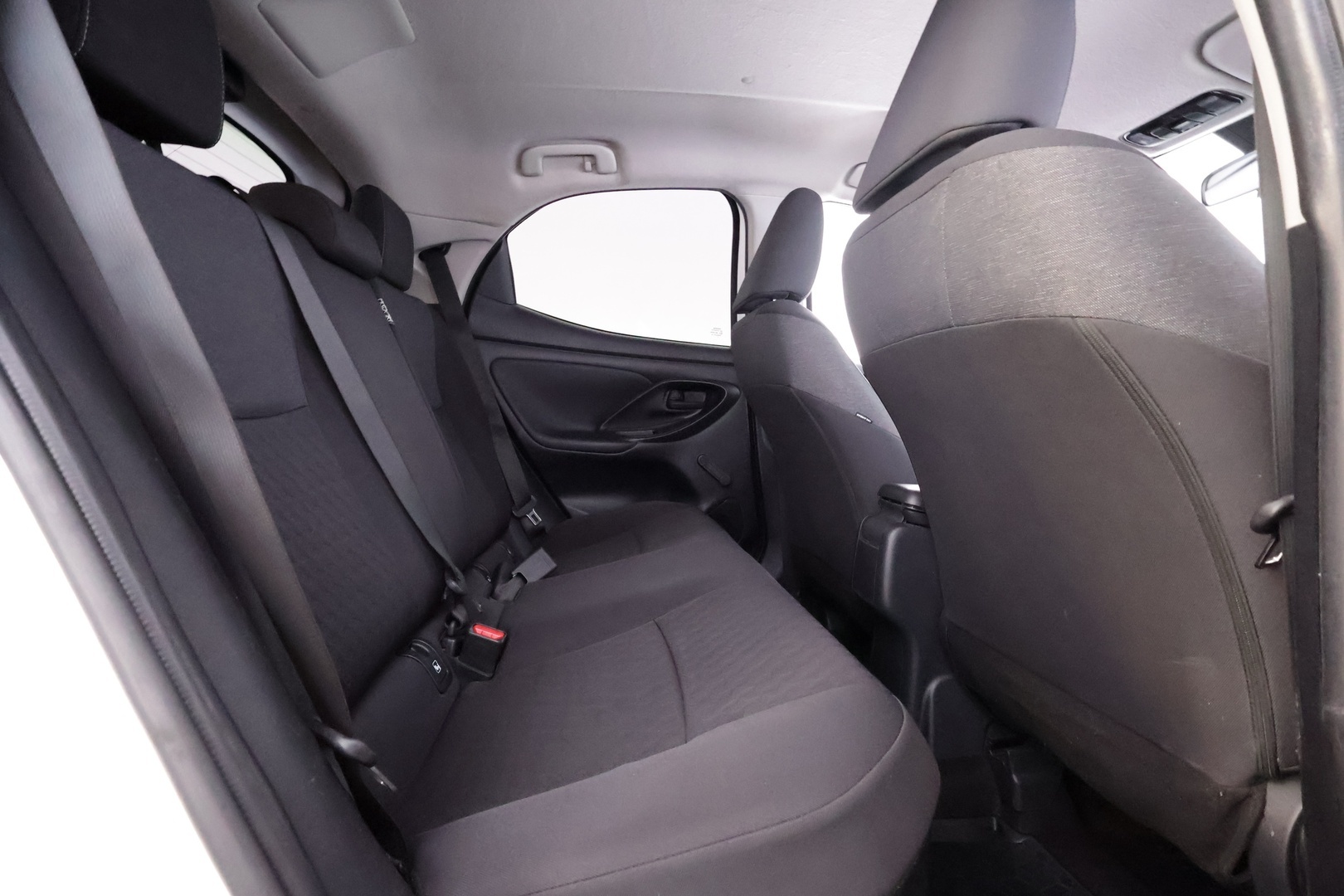 TOYOTA Yaris 2021