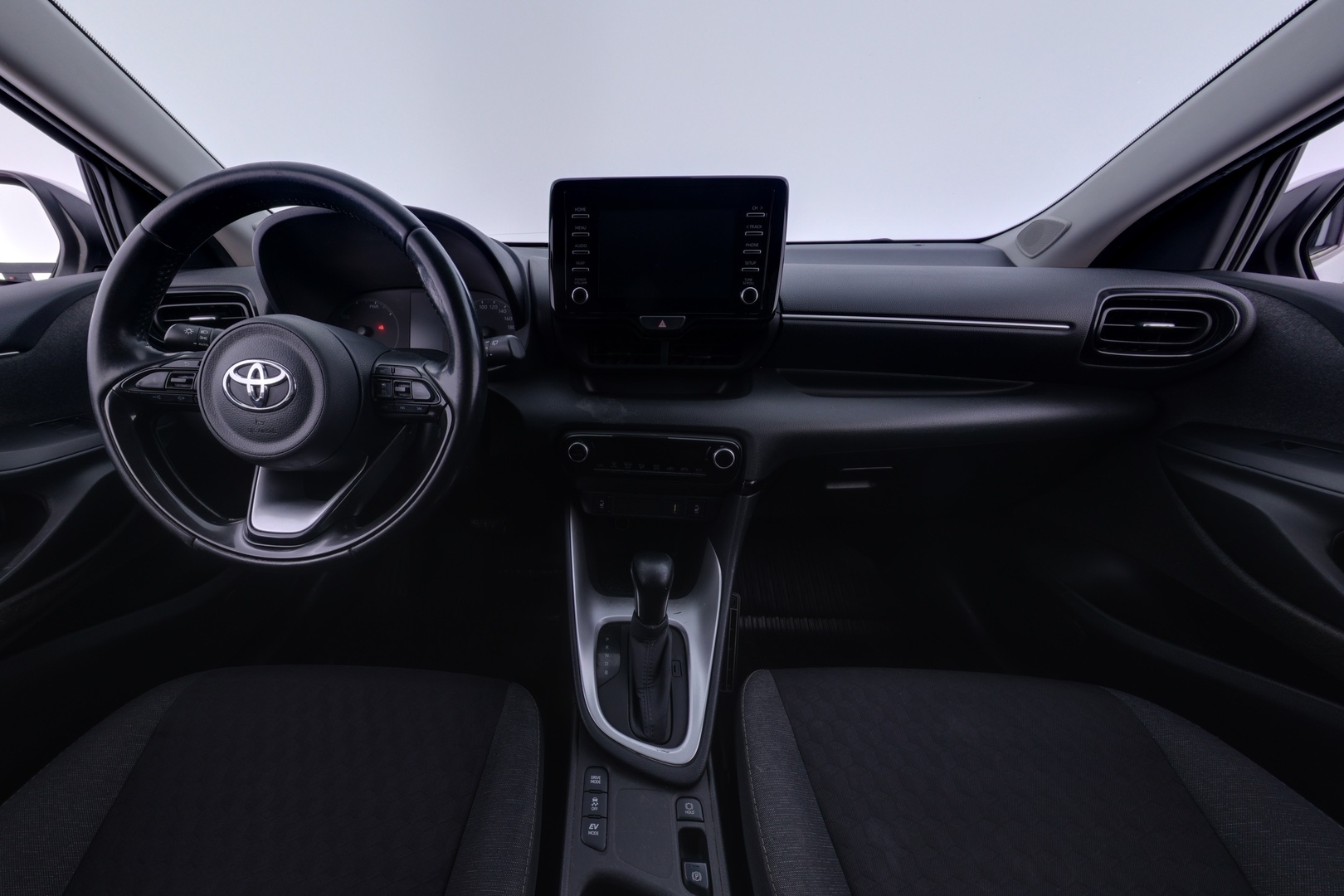 TOYOTA Yaris 2021