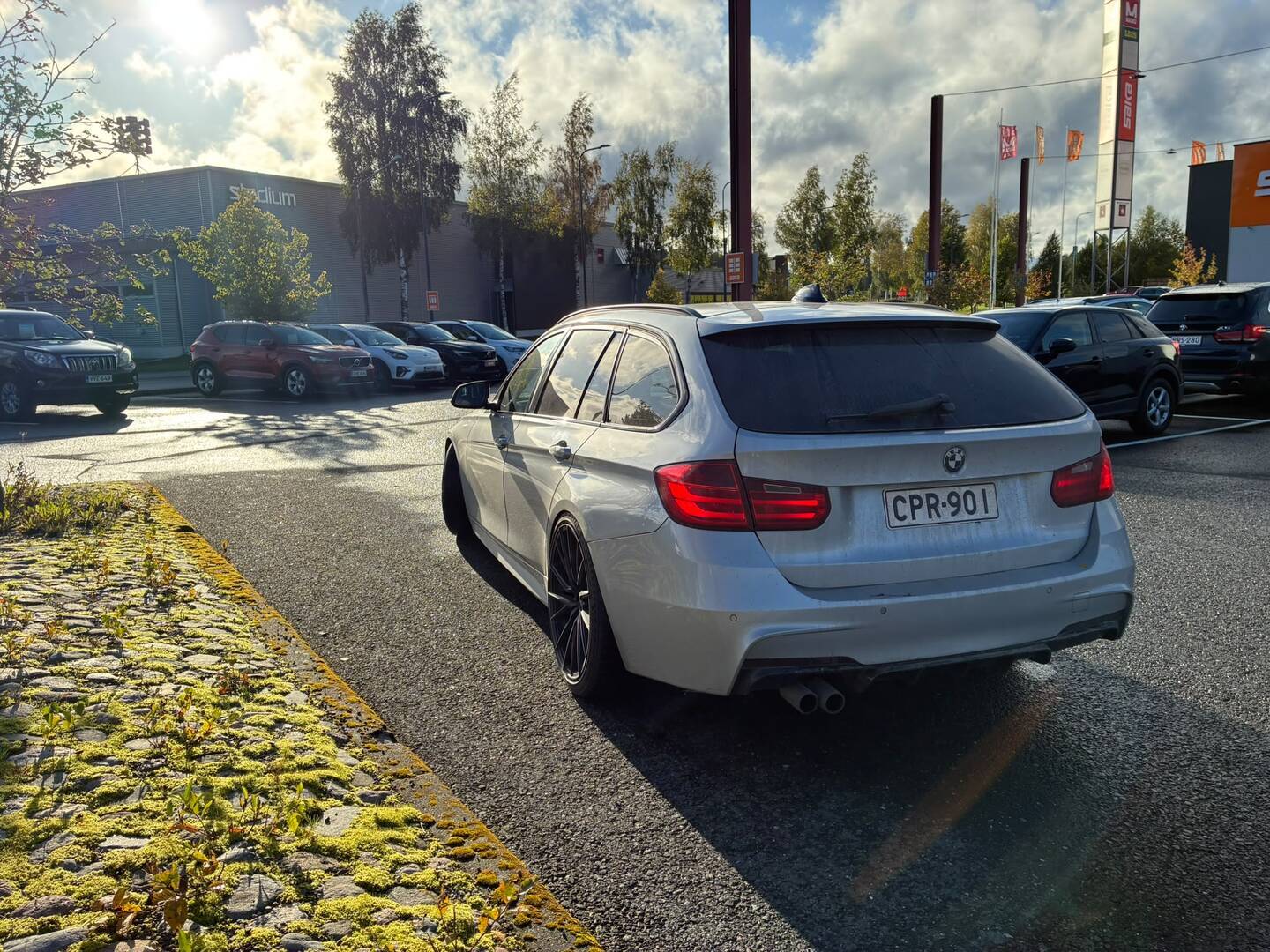 BMW 330 2013
