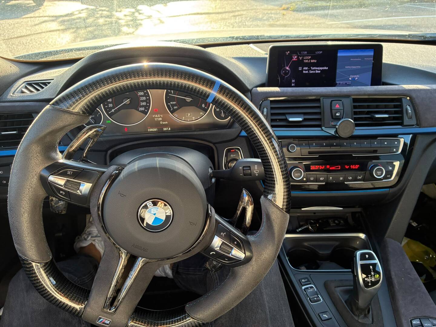 BMW 330 2013