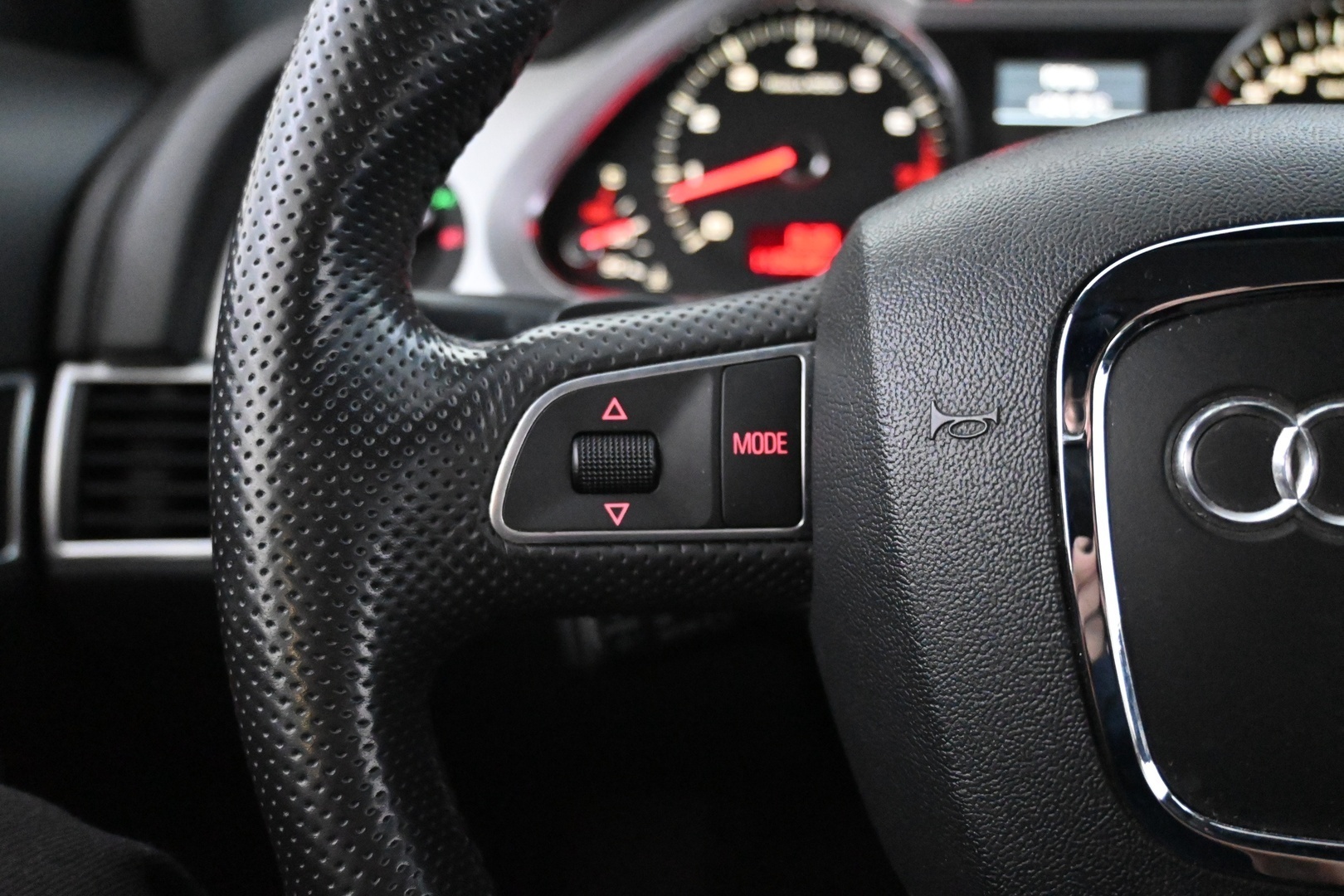 AUDI A6 2011