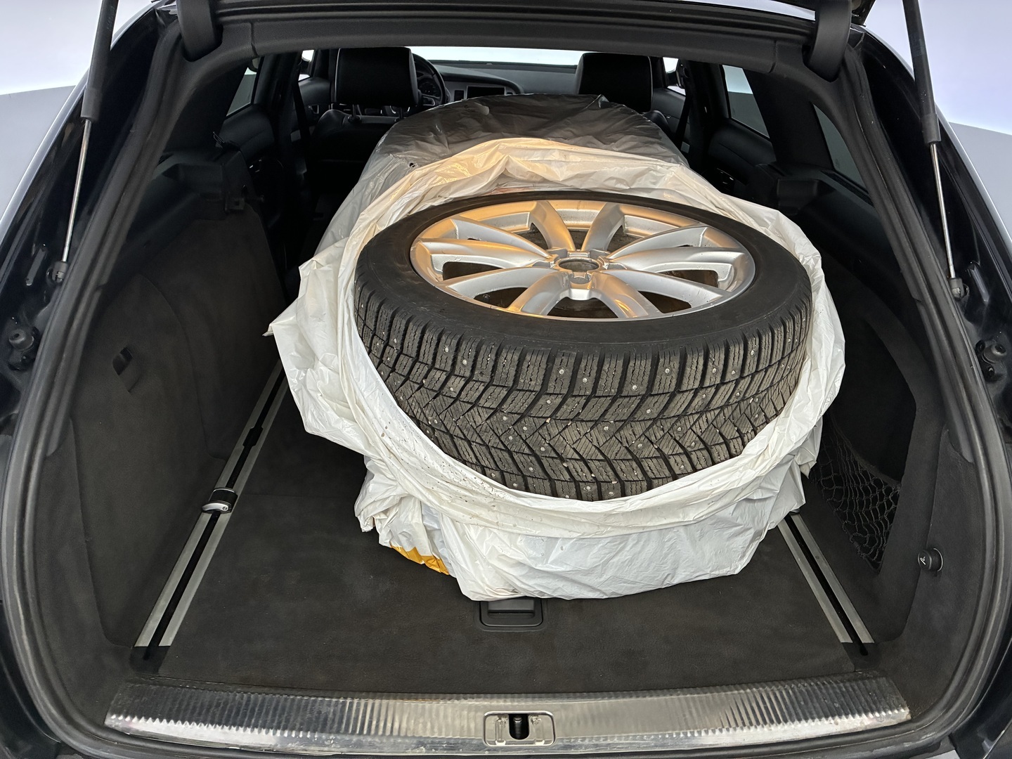 AUDI A6 2011