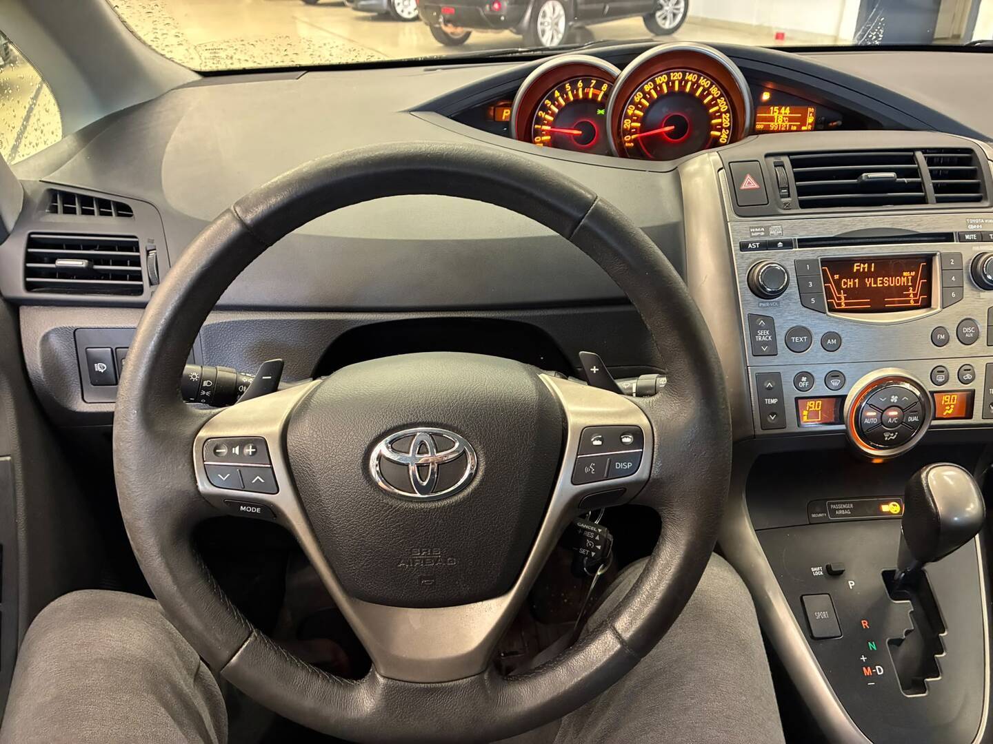 TOYOTA Verso 2010