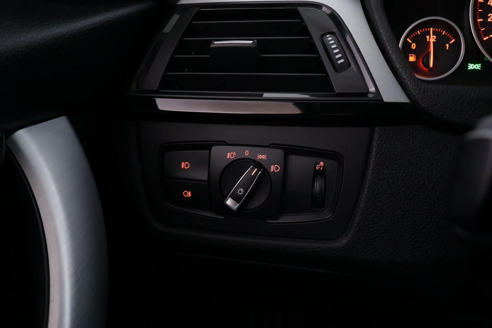 BMW 320 2014