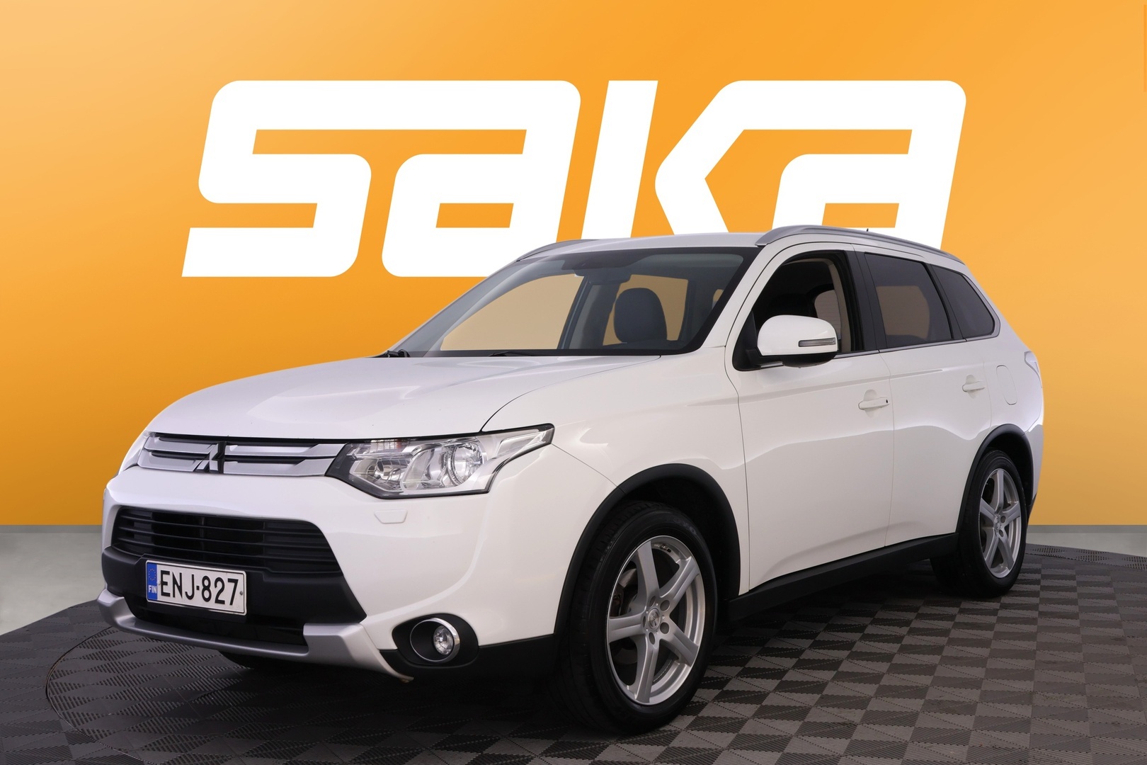 MITSUBISHI Outlander 2015