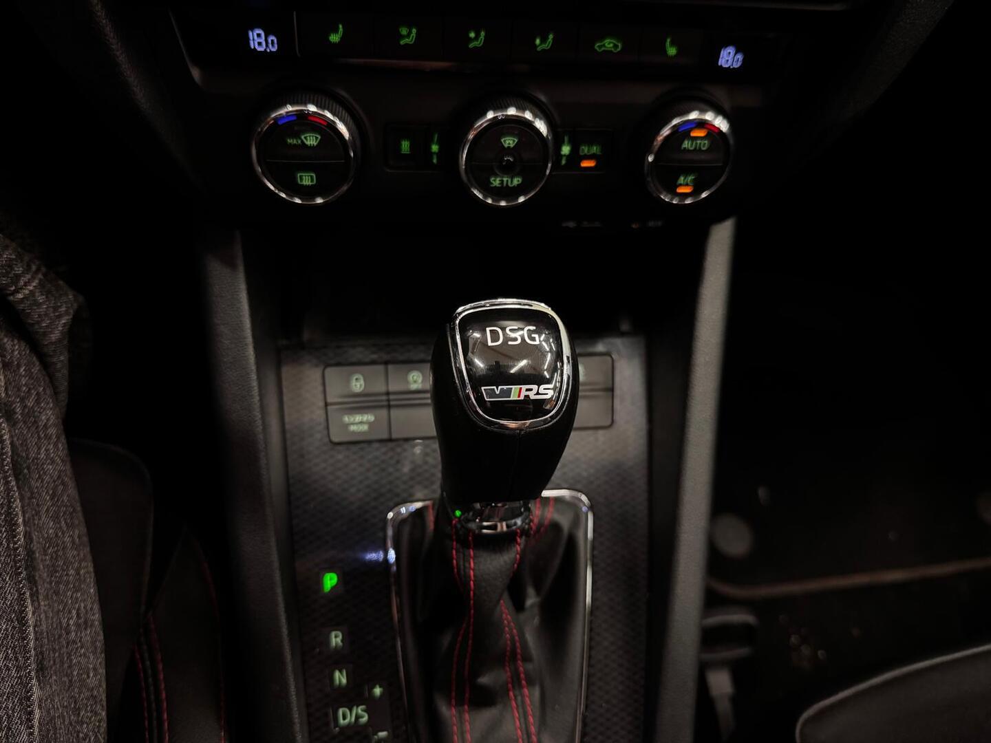 SKODA Octavia 2015