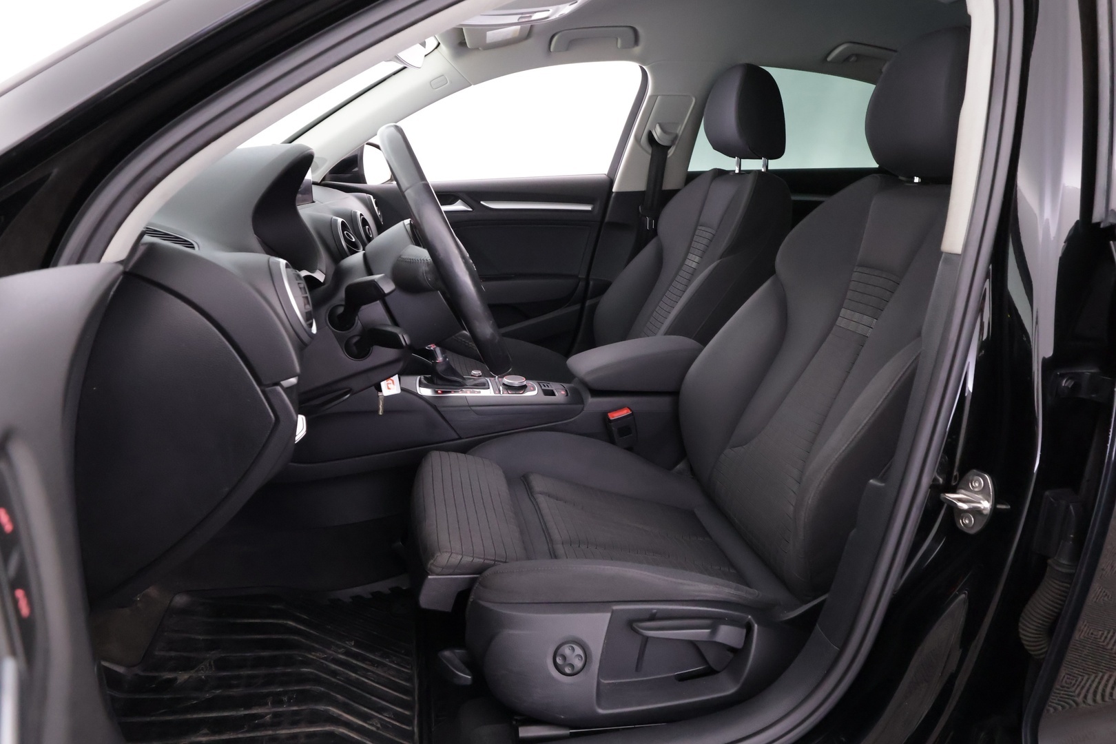AUDI A3 2015