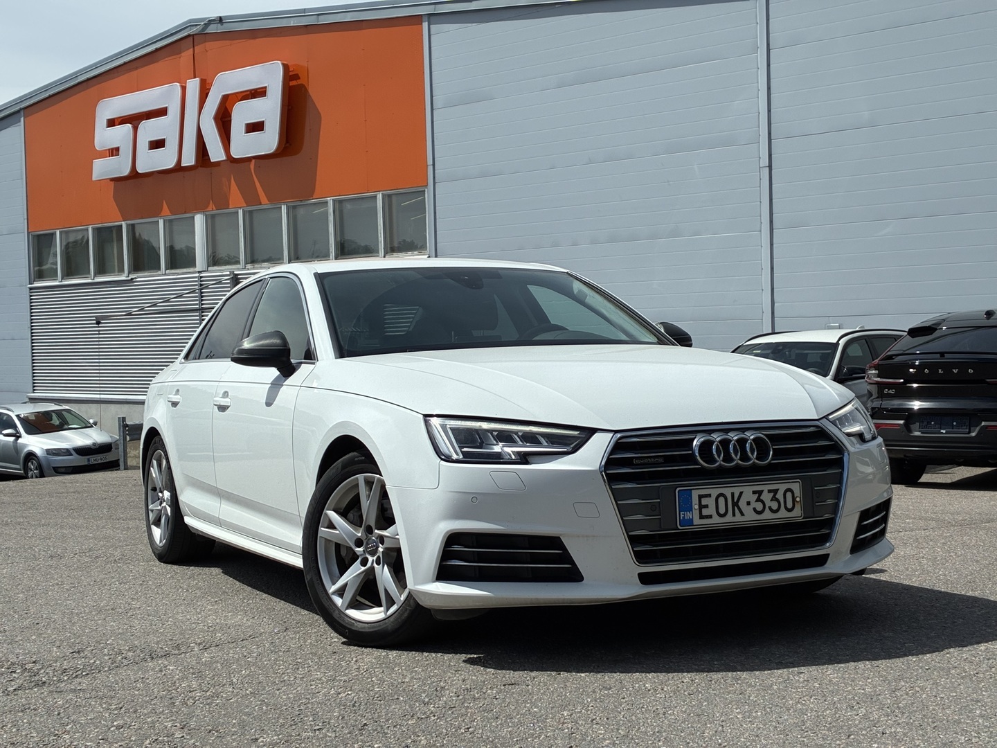 AUDI A4 2016