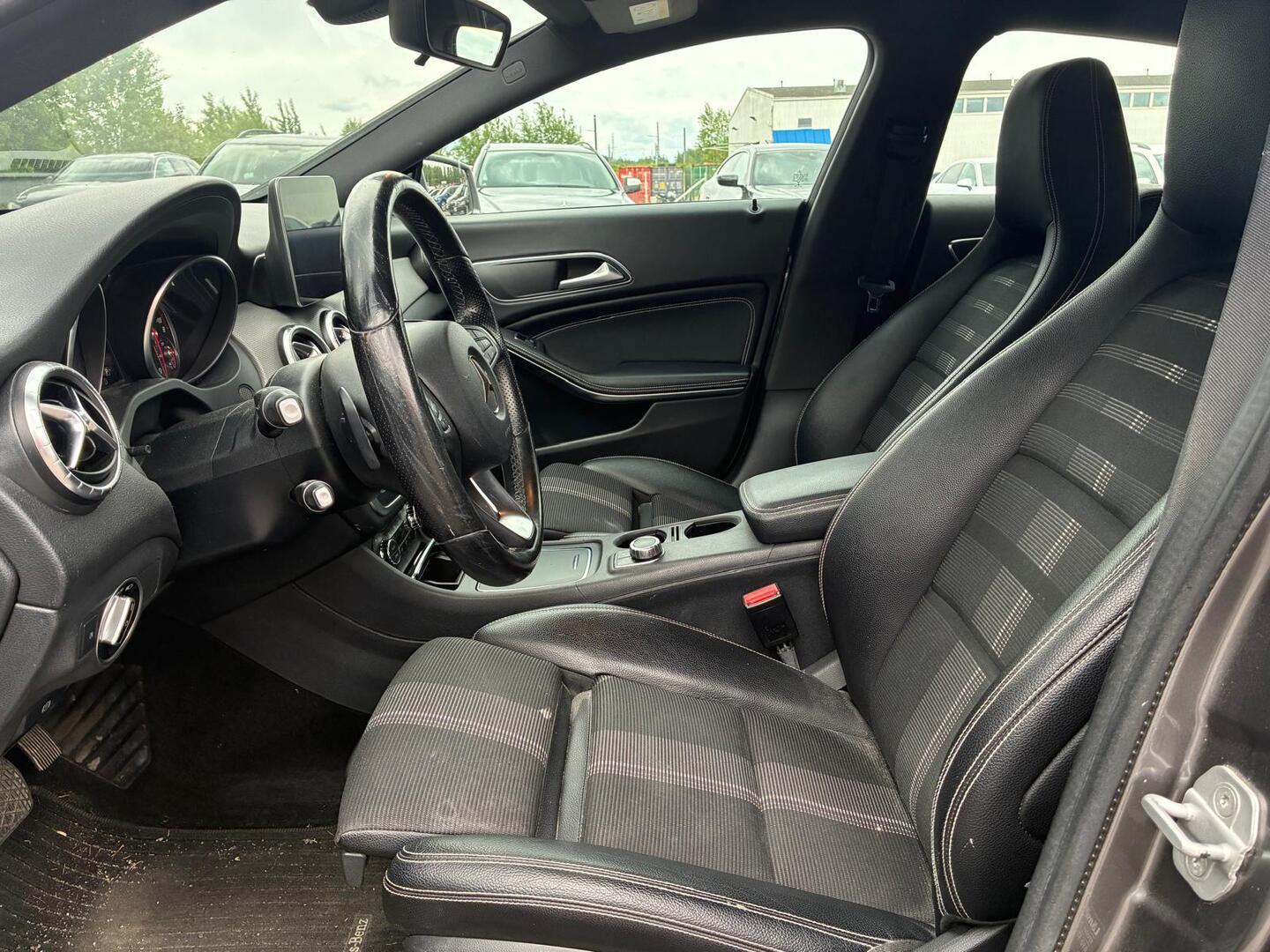 MERCEDES-BENZ CLA 2018