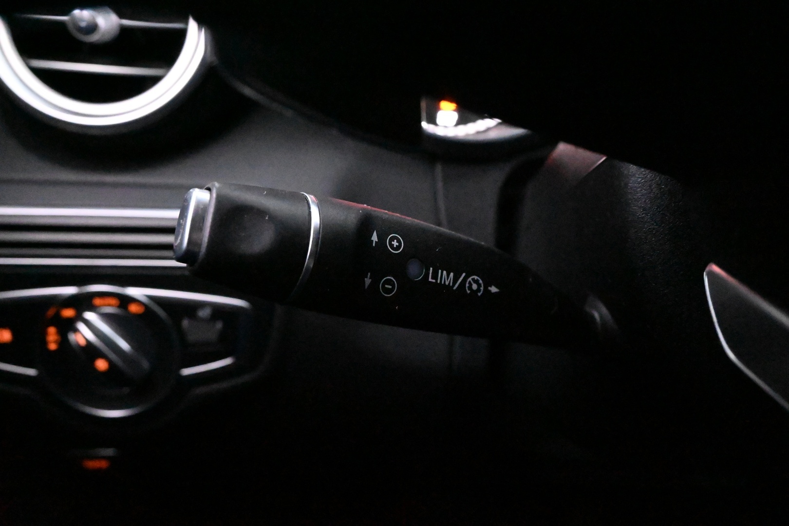 MERCEDES-BENZ C 2018