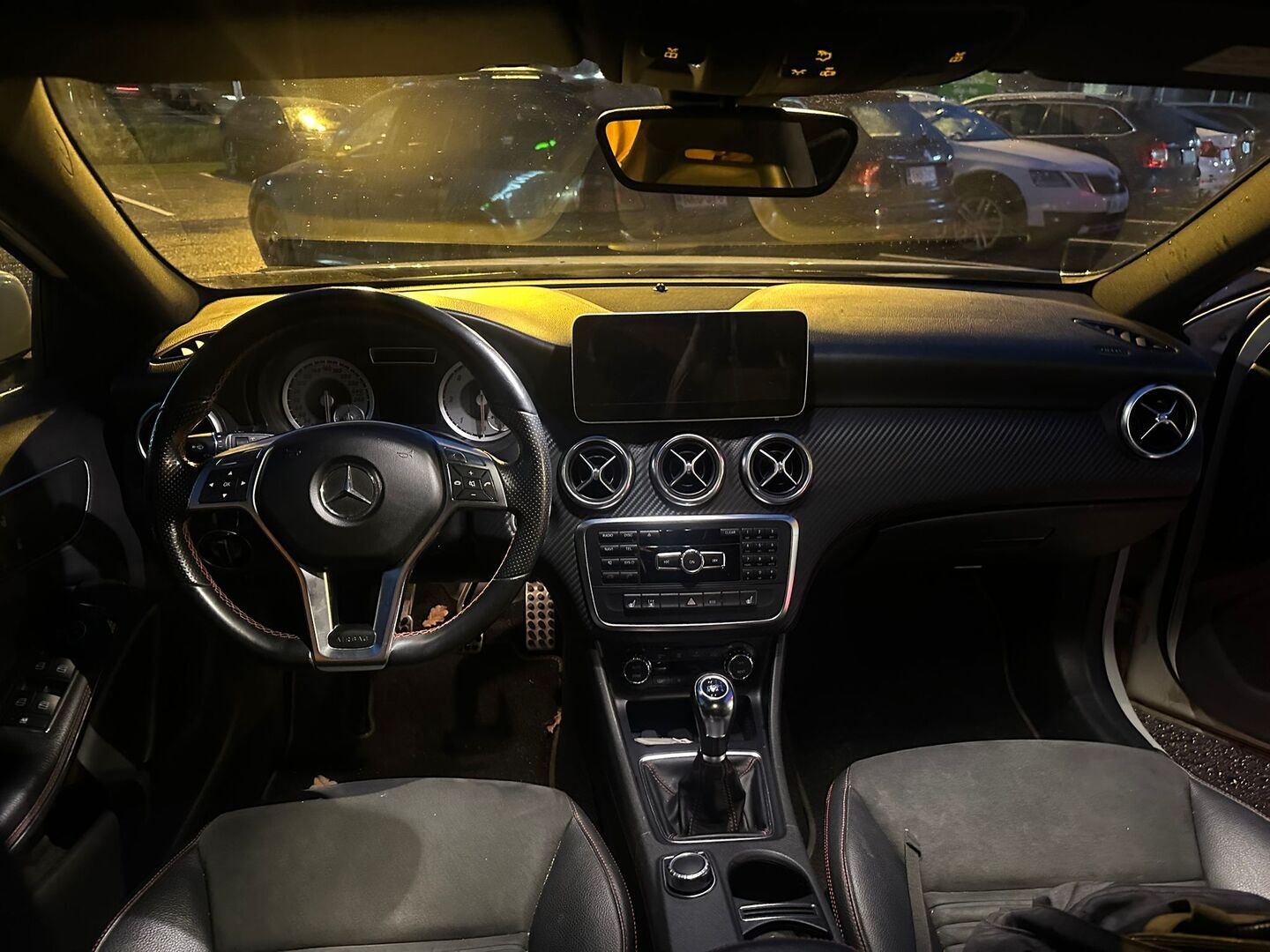 MERCEDES-BENZ A 2013